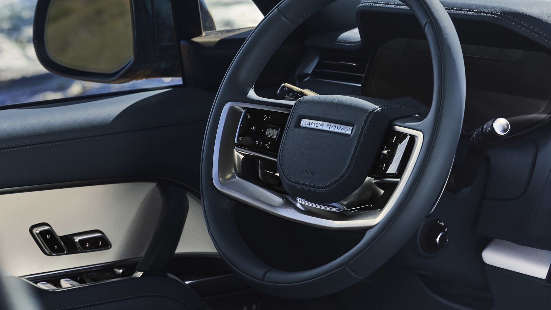 Range Rover SV Asilomar