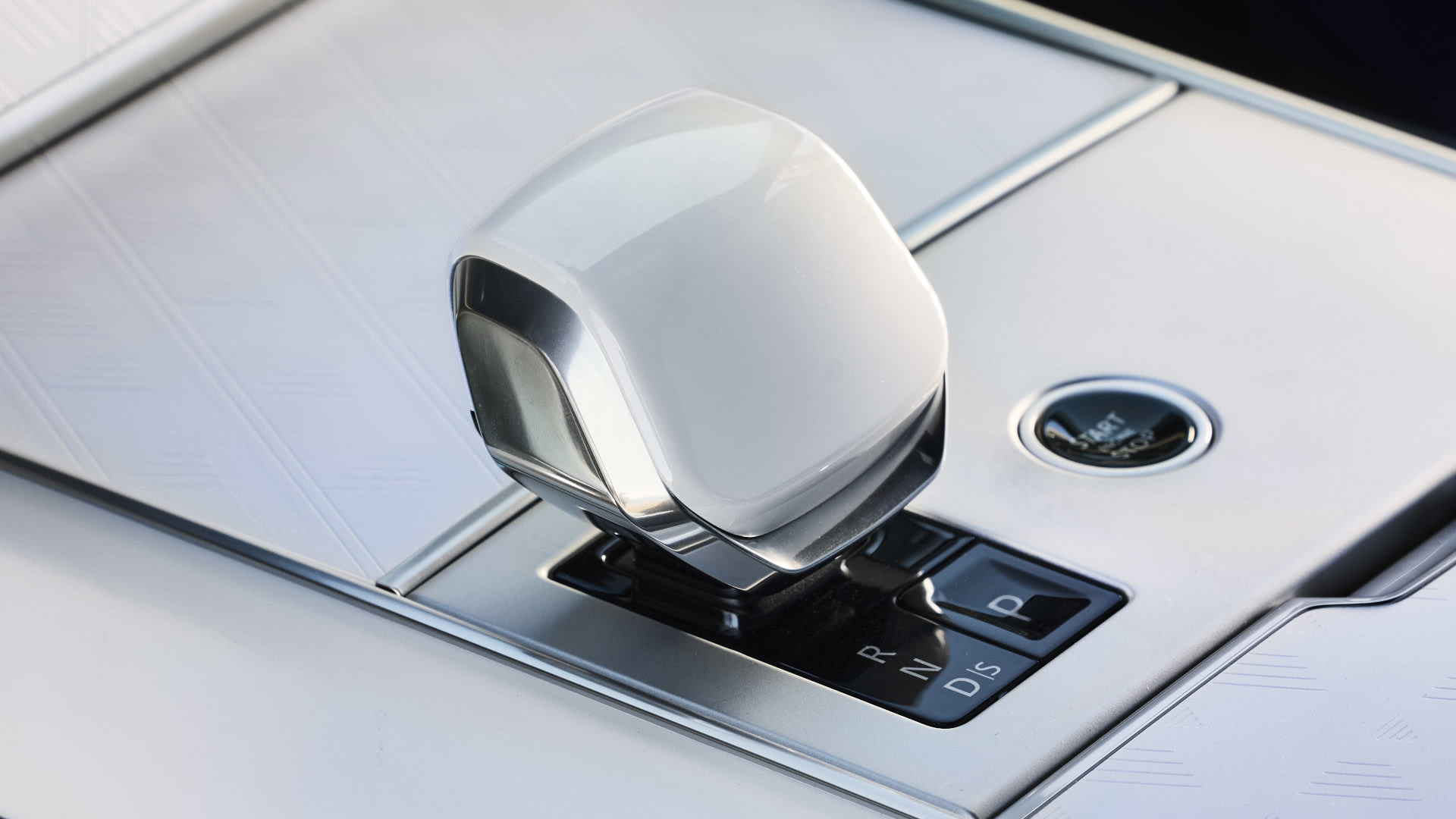 Range Rover SV Asilomar