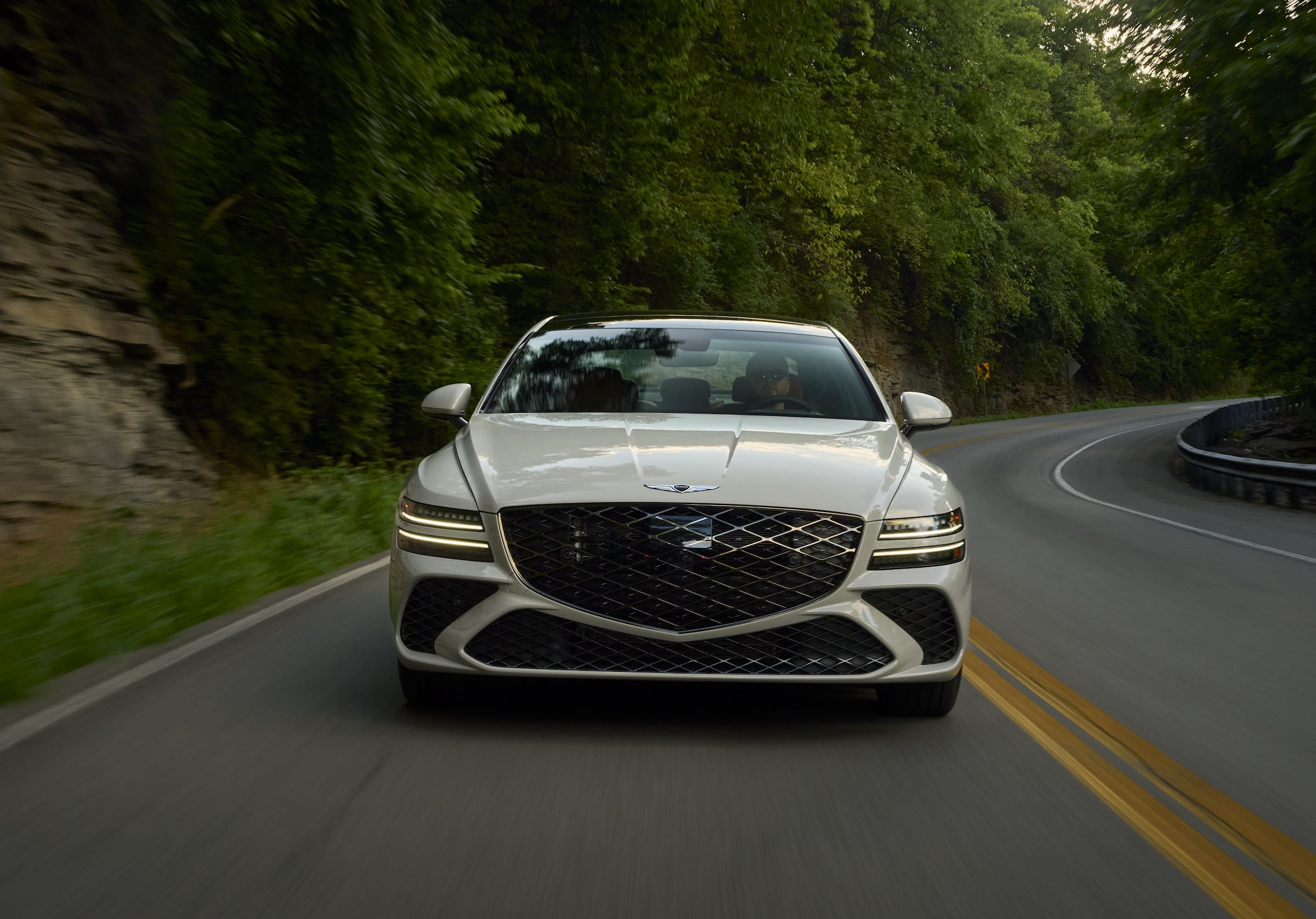 Facelifted Genesis G80 Magma Specs: 500 HP and Aggressive Aero Cues 6 2025 Genesis G80
