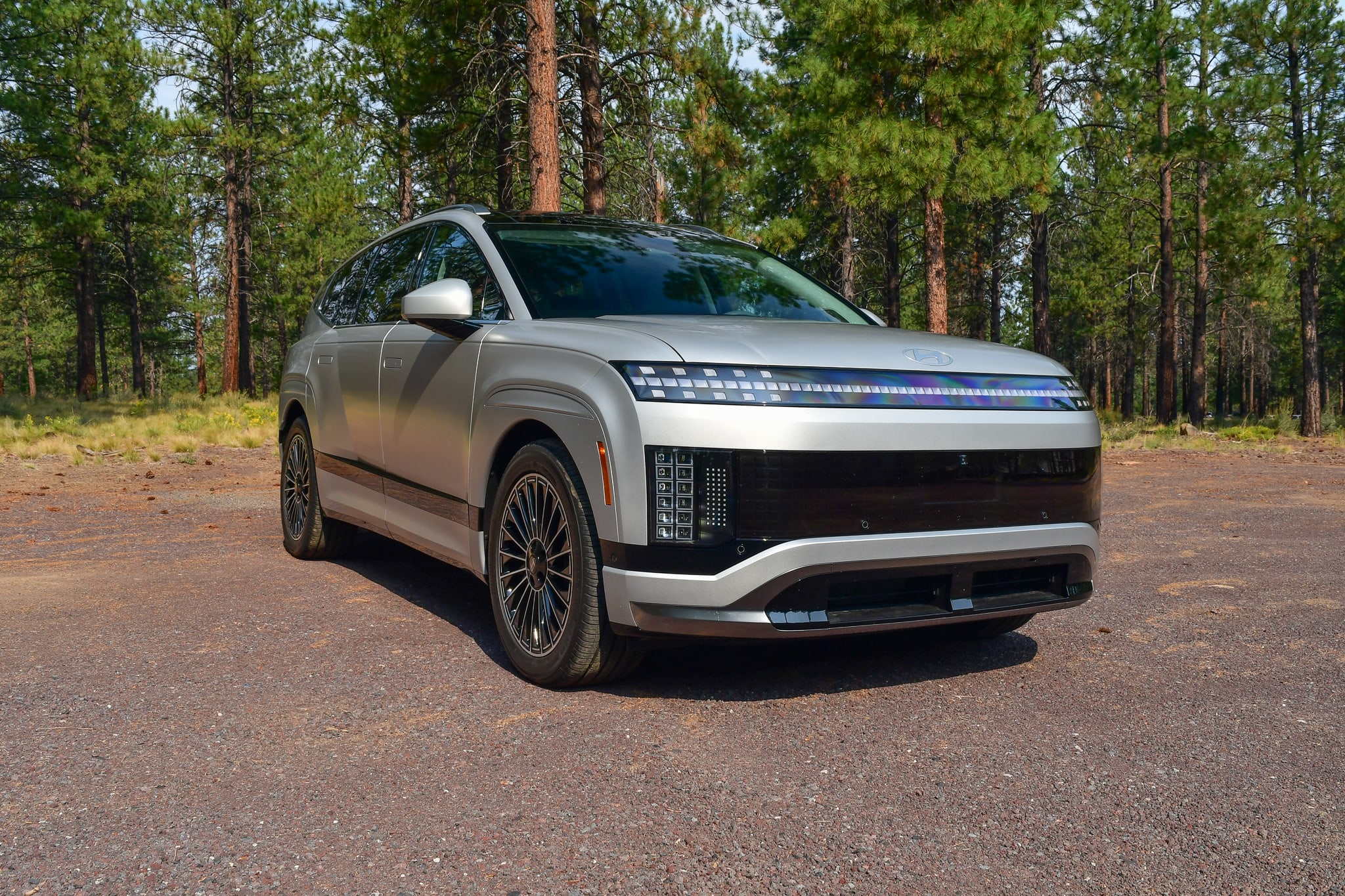 The front end of the 2025 Hyundai IONIQ 9 Calligraphy Design