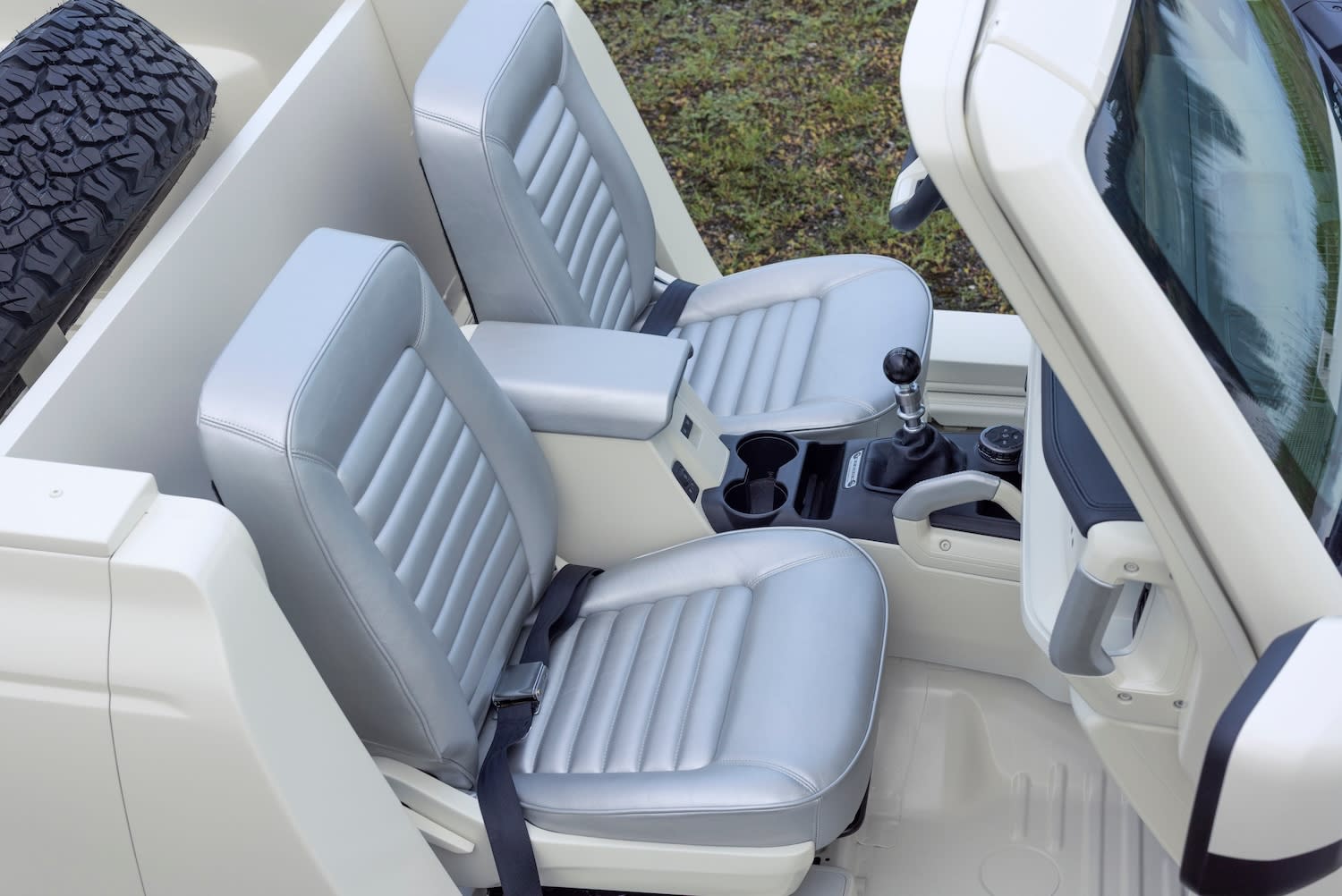 Bronco Roadster Concept interior seats