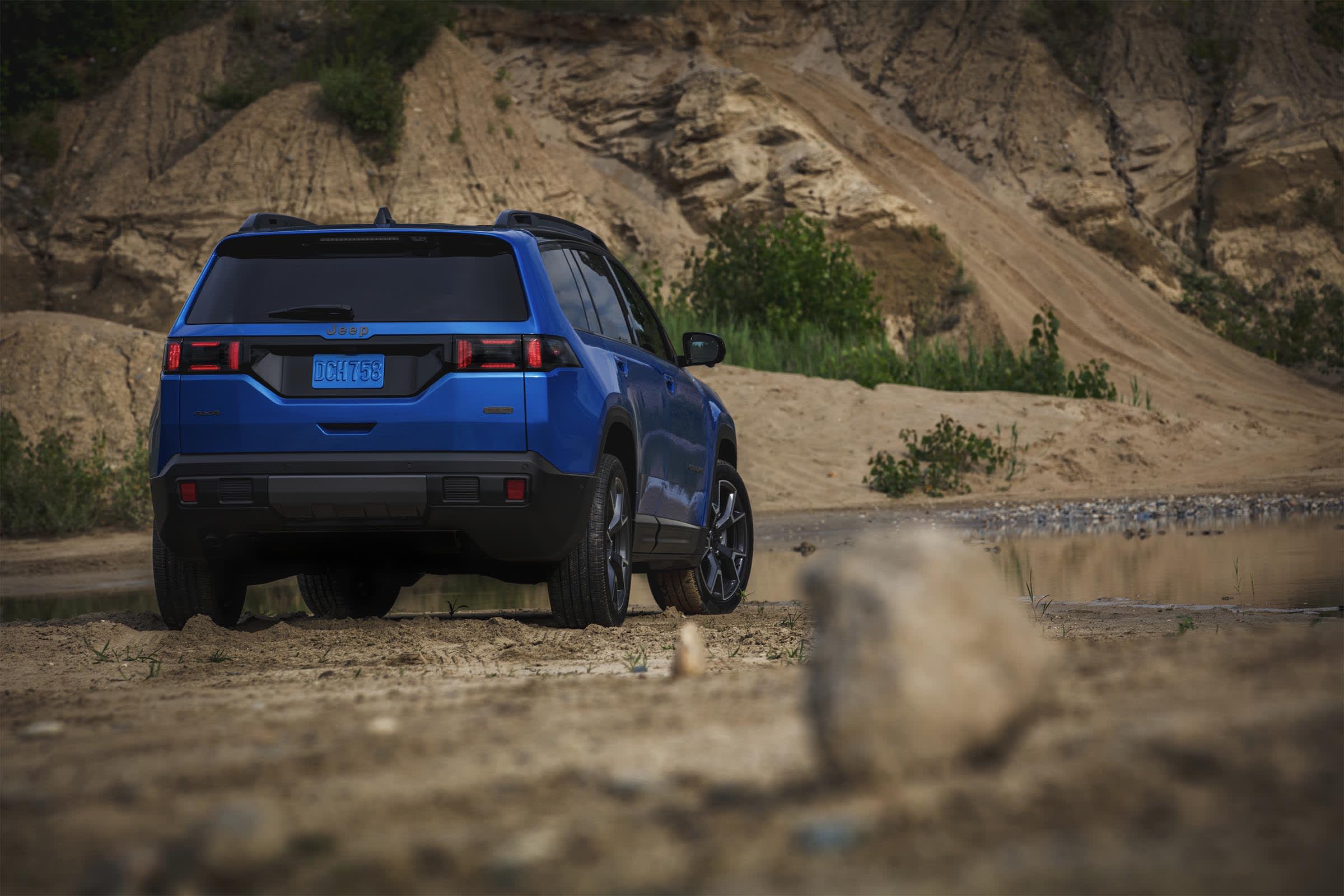 Jeep Cherokee - rear 3-4 off-road REL