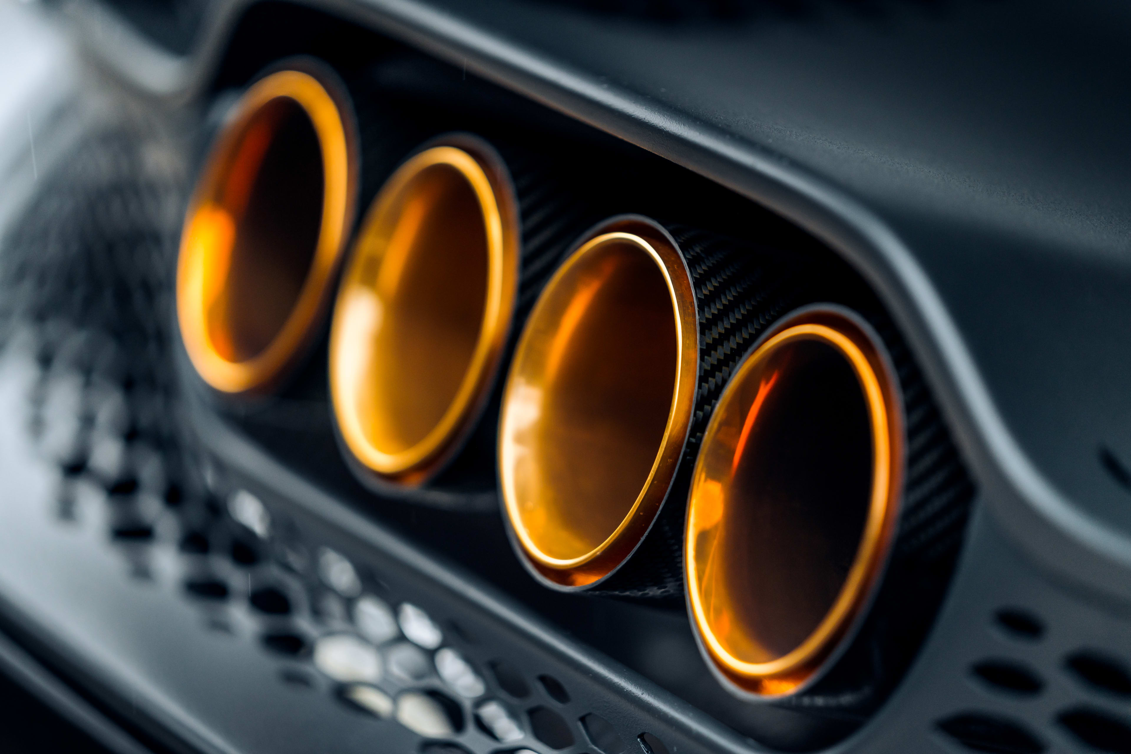 Aftermarket exhaust tips