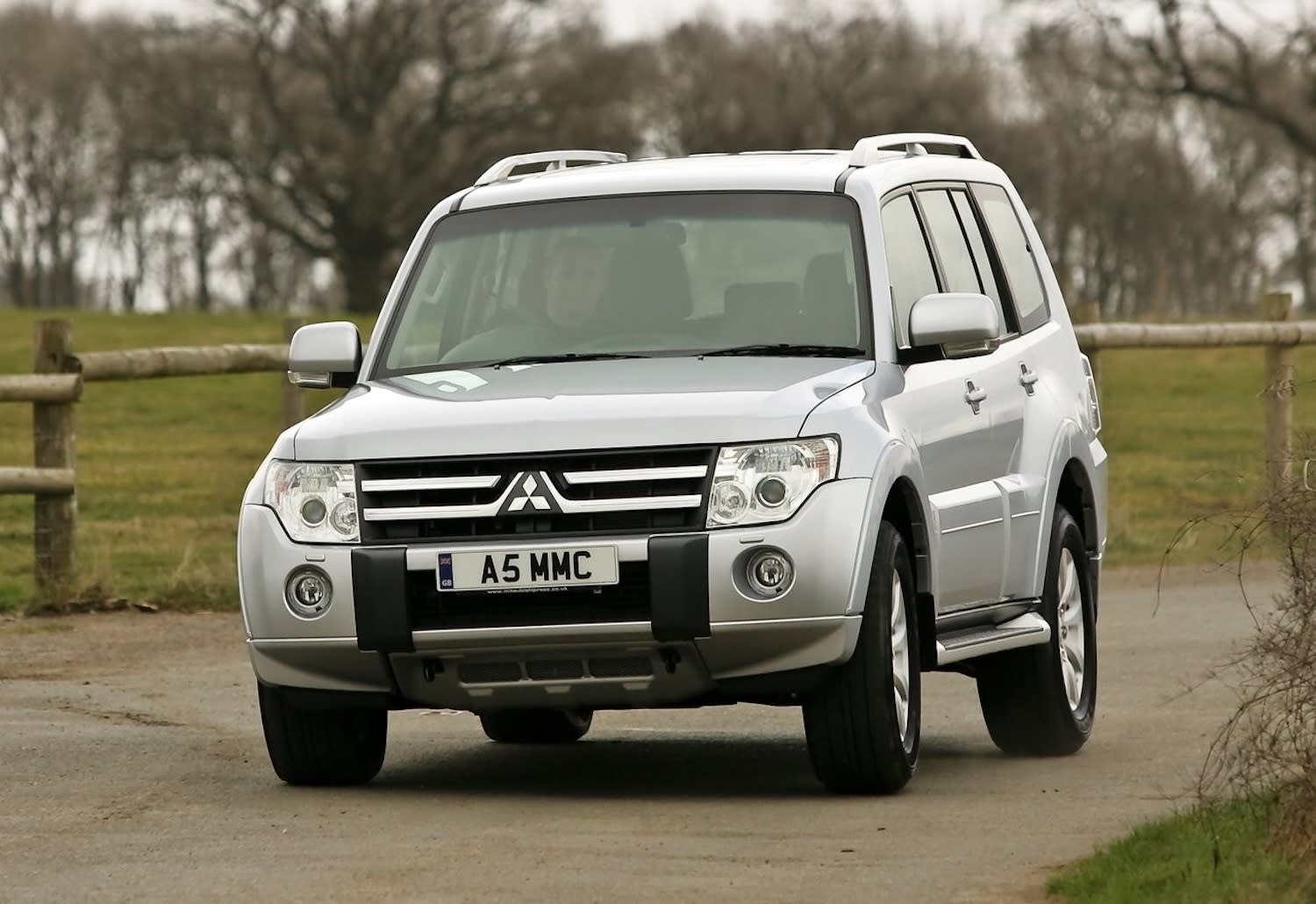 Mitsubishi New Flagship SUV Coming: Specs, Details, and Montero Name Buzz 2 Mitsubishi Montero/Shogun/Pajero front quarter