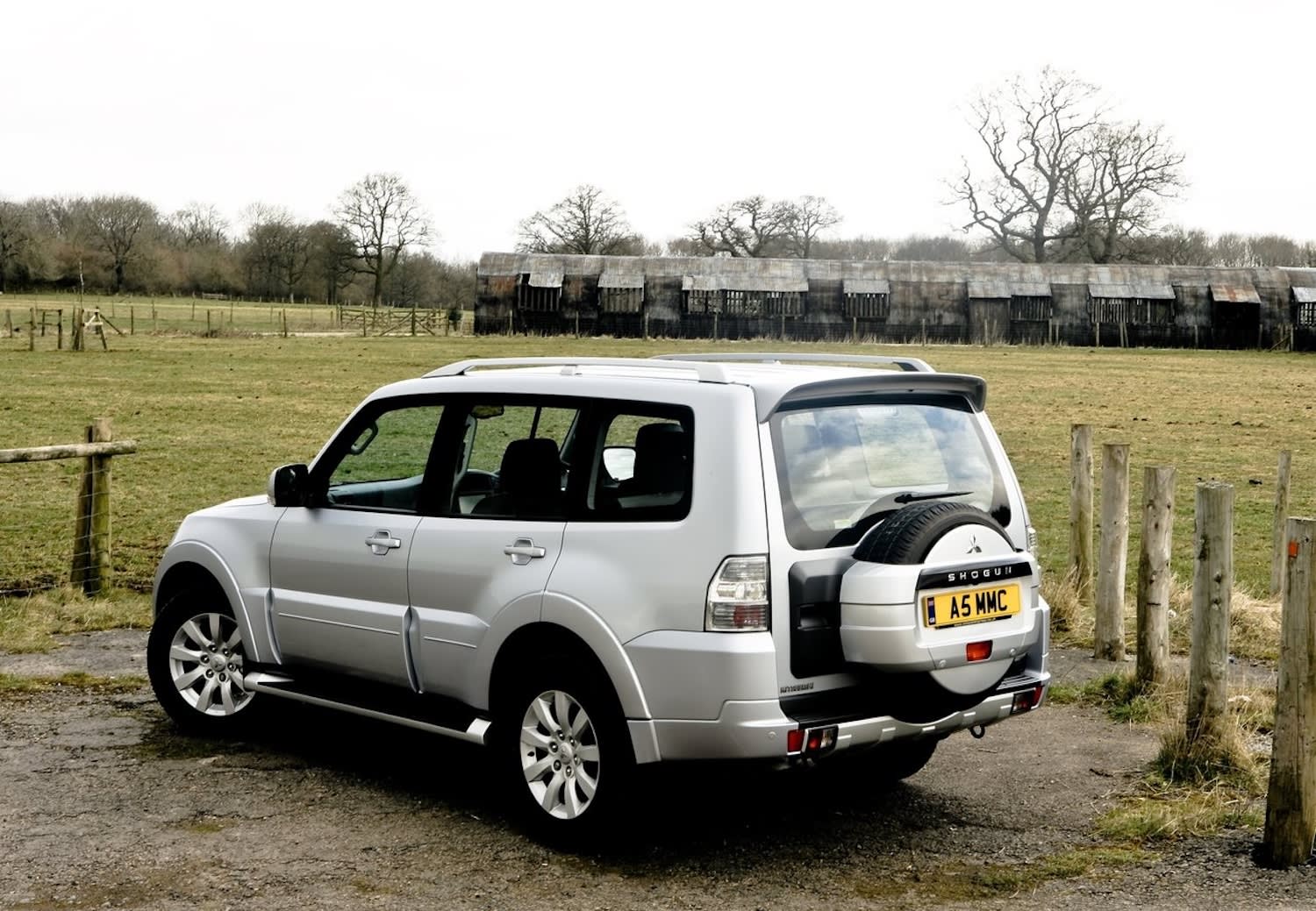 Mitsubishi New Flagship SUV Coming: Specs, Details, and Montero Name Buzz 3 Mitsubishi Montero/Shogun/Pajero rear quarter