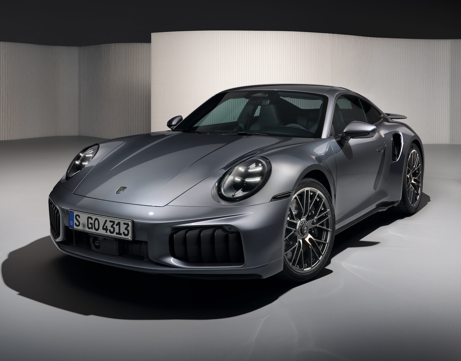 Porsche 911 plug-in hybrid decision Explained by Two-Door Sports Car VP Frank Moser 2 992.2 Porsche 911 Turbo S front quarter static