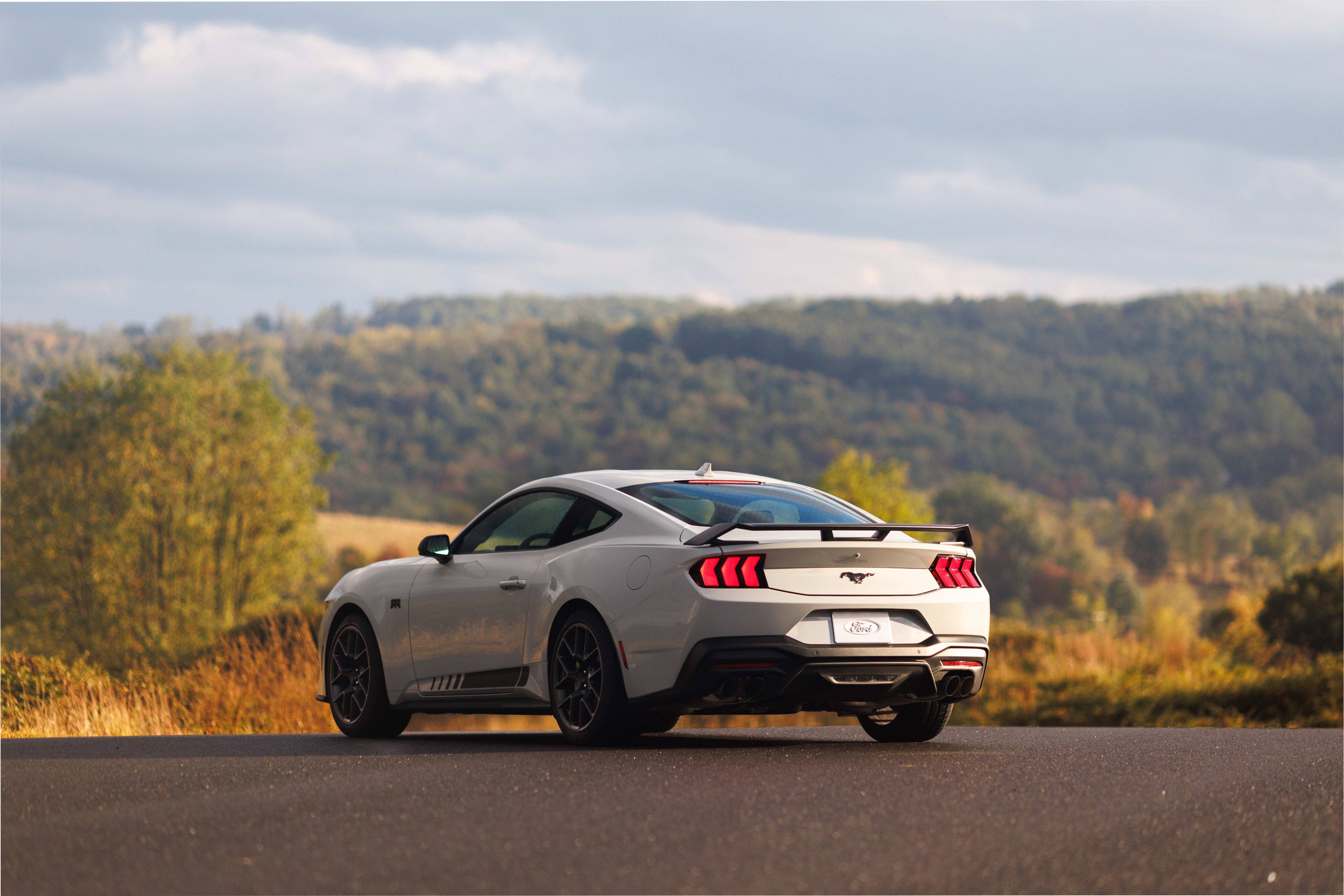 ford mustang rtr package 18