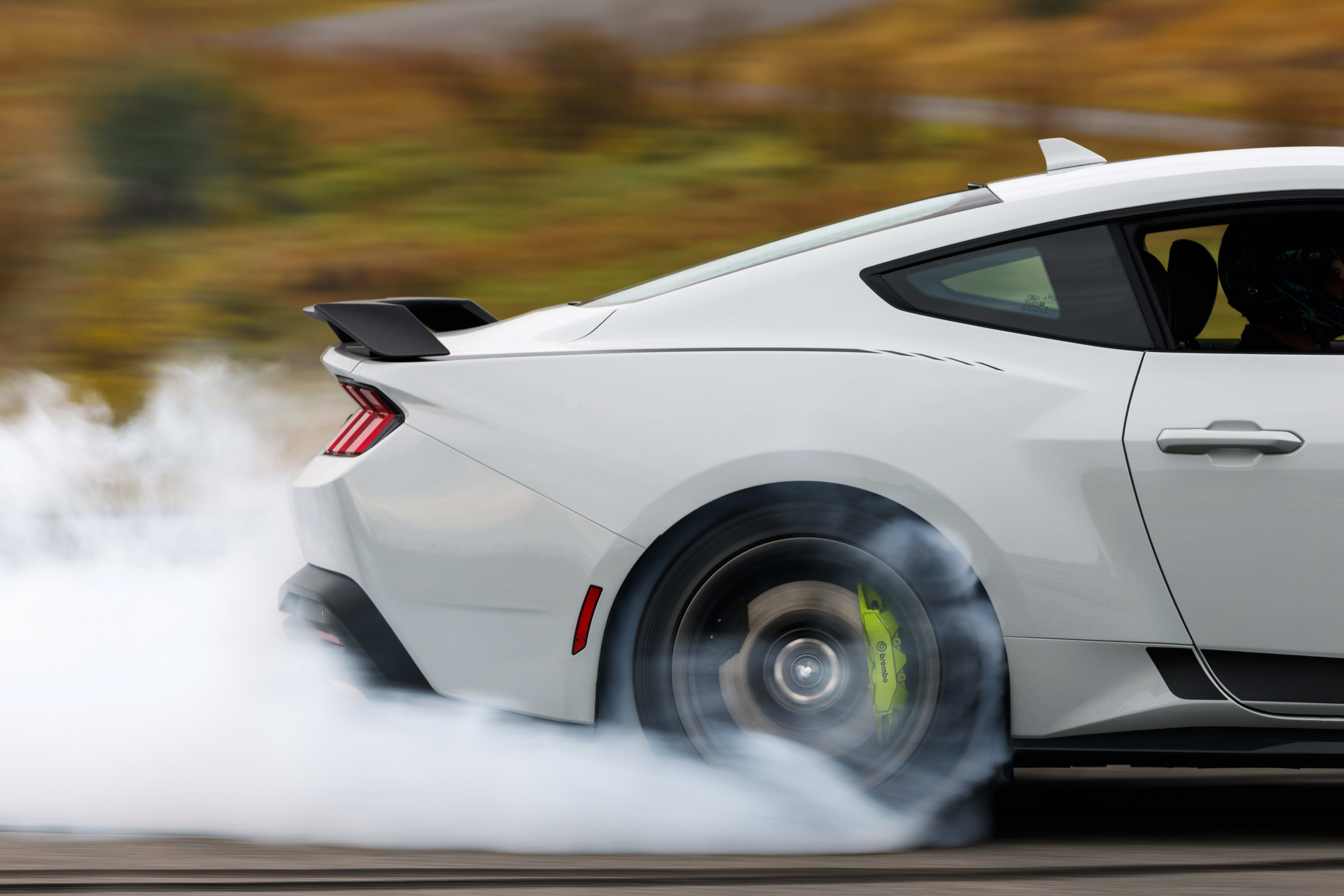 Ford wheel imbalance detection patent Aims to Stop Premature Tire Wear and Highway Shimmy 3 ford mustang rtr package 06 974352