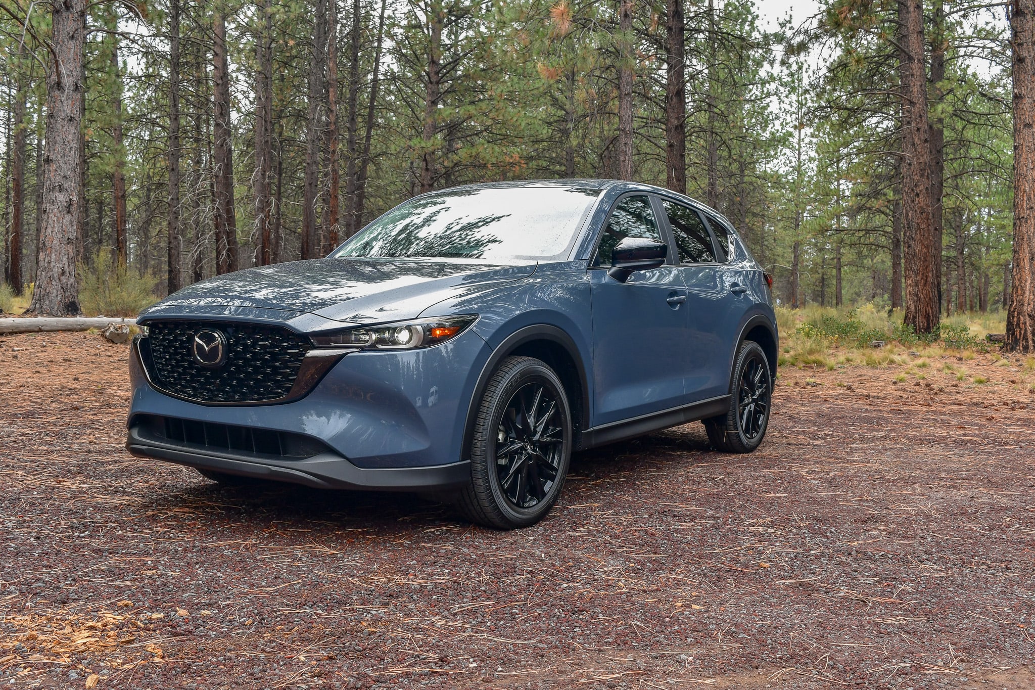 Mazda Drops Compelling 2025 CX-5 Lease Deal for October: Starting at $319/Month with Strong Value 4 the front side profile of the 2025 Mazda CX-5 2.5 Turbo Premium