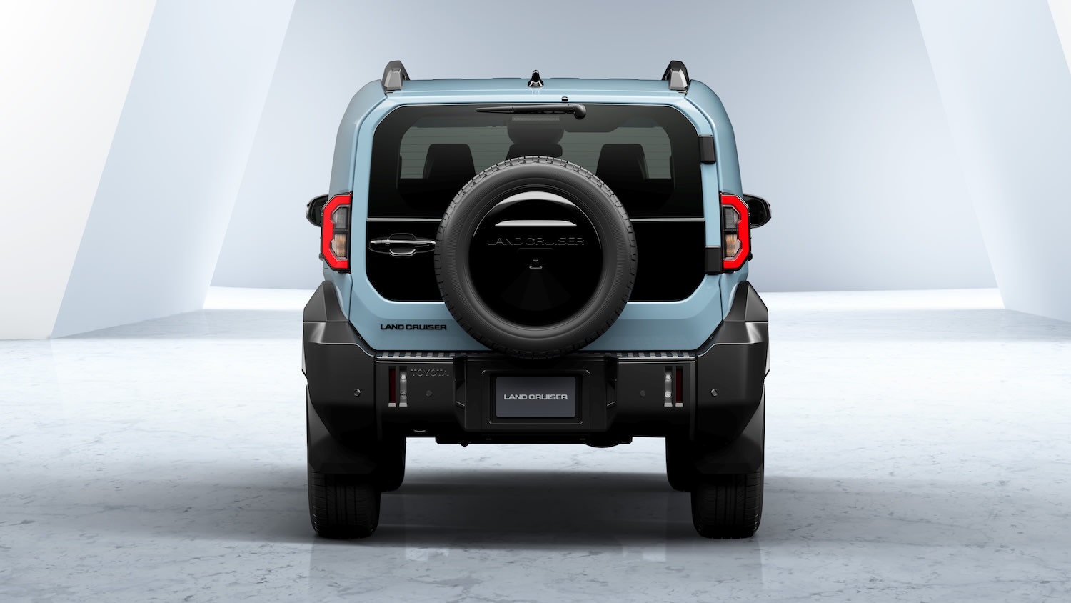 Toyota Land Cruiser FJ Officially Debuts: Retro Design, Modular Bumpers, Built for Off-Road Adventure, Launching Mid-2026 16 Toyota Land Cruiser FJ rear