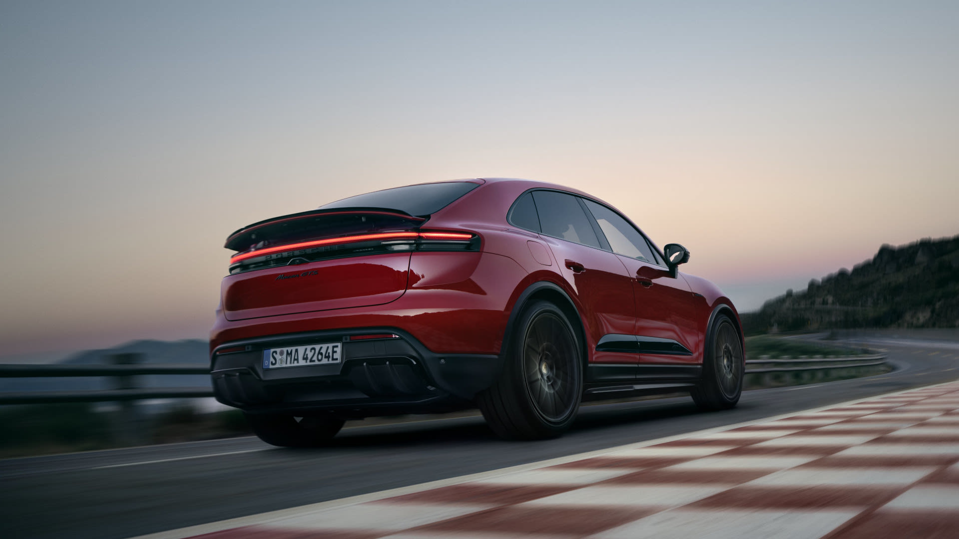 2026 Porsche Macan GTS
