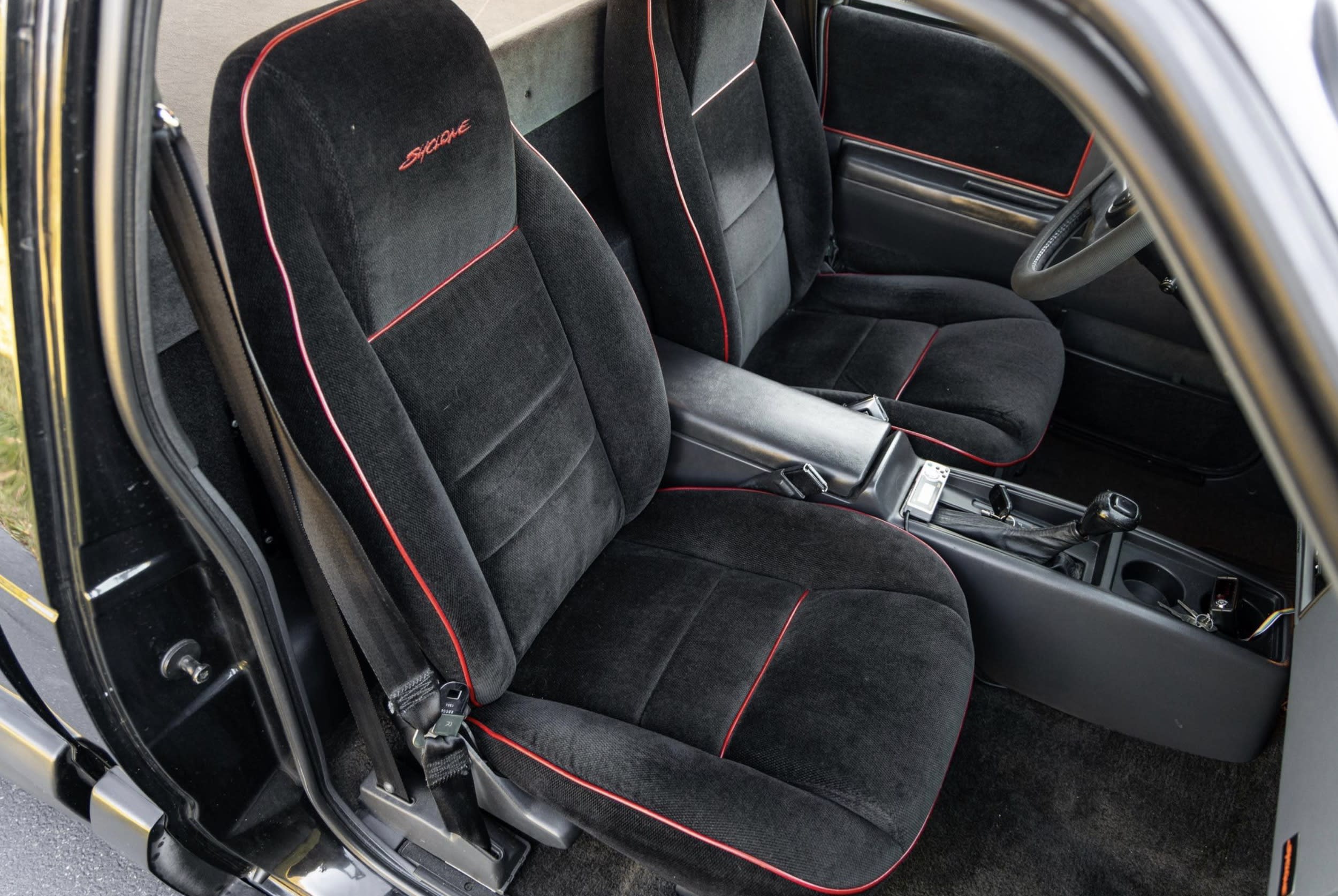 1991 GMC Syclone (Ted Nugent's) For Sale with 37,200 Miles, Bids Near $29K 7 1991 GMC Syclone