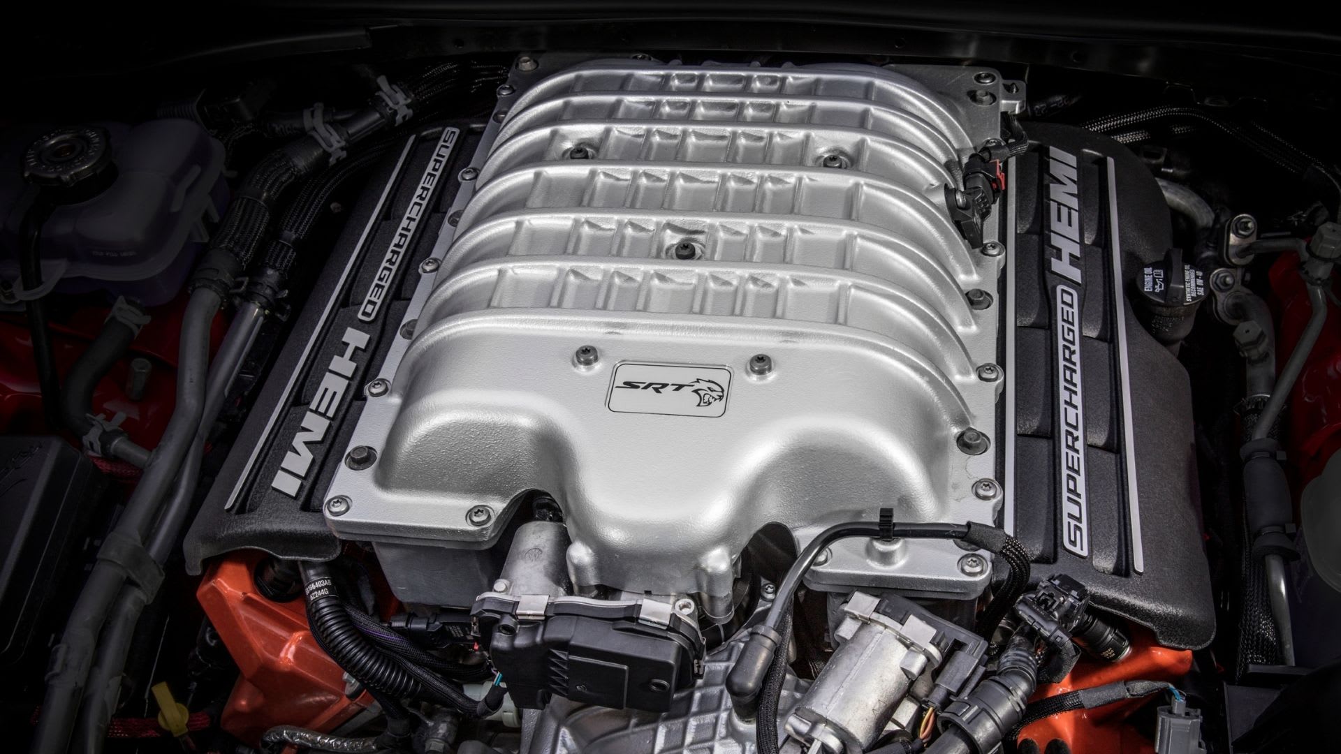 새로운 Dodge Hellcat V8이 $ 20,000 미만으로 판매됩니다.