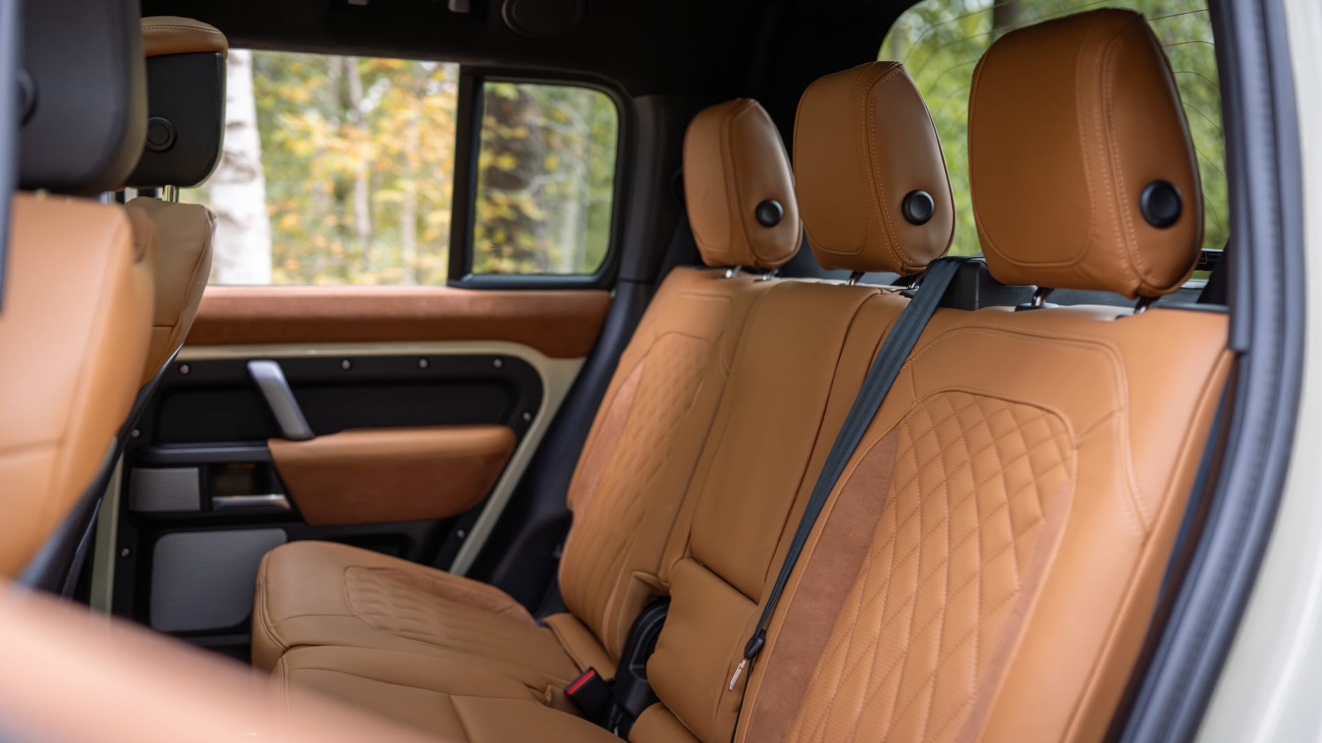 Urban Automotive & Heritage Customs Create Modern V8 Crew Cab: Defender 130 V8 Pickup Unveiled 4 Urban Automotive x Heritage Defender Pickup interior