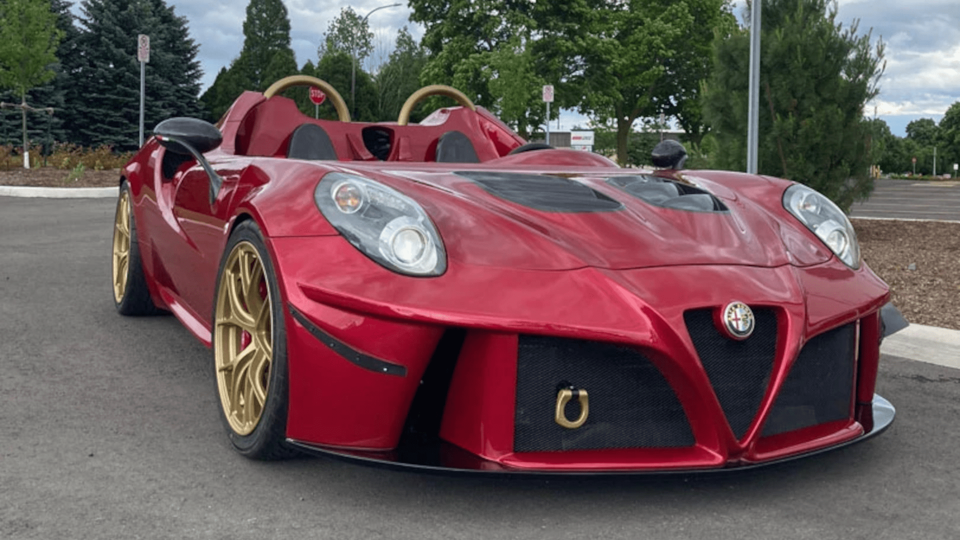 Alfa Romeo 4C Speedster: This Is The One-Off Alfa Romeo 4C Speedster You’ve Never Heard Of by Harse Autocraft 3 Harse Autocraft Alfa Romeo 4C Speedster
