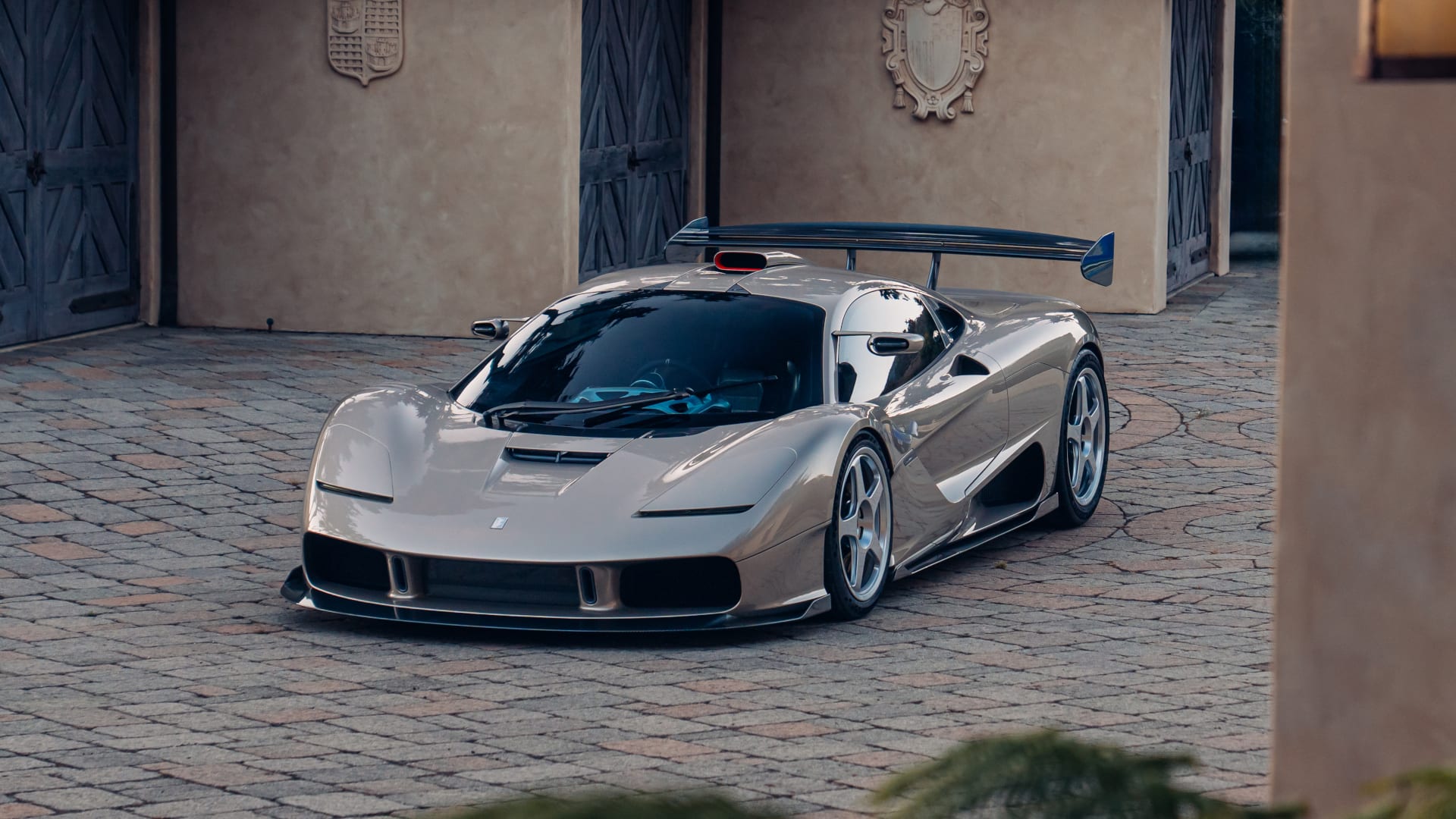 Gordon Murray Special Vehicles S1 LM