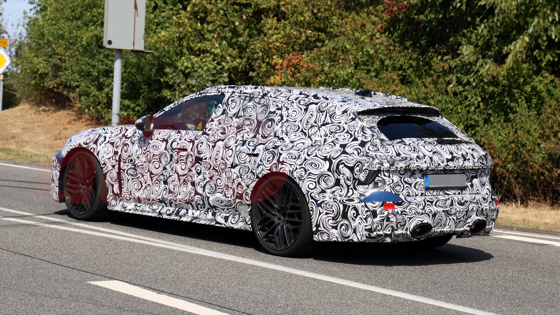 2027 Audi RS6 Avant spy shot