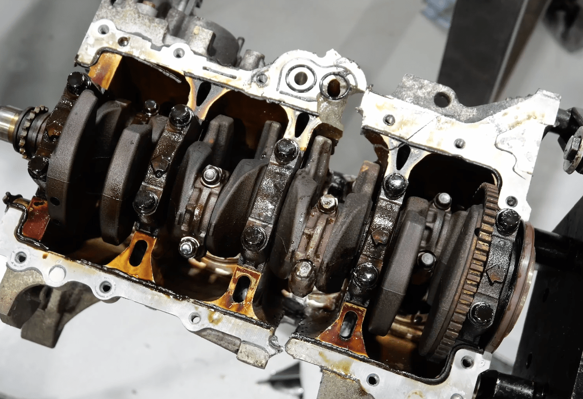 Hyundai Veloster Turbo Engine Failure: 1.6L Gamma Teardown Exposes Catastrophic Damage 5 Hyundai Veloster Turbo Gamma Engine Teardown details