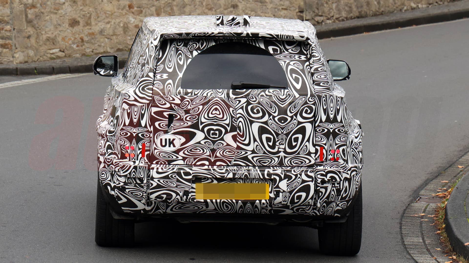 2027 Land Rover Defender EV spy shot