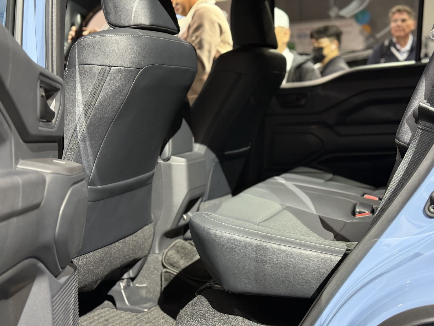 Toyota Land Cruiser FJ Debut: First Toyota Land Cruiser FJ Buyers Will Have a Hard Time Securing One in Japan 5 Toyota Land Cruiser FJ - Japan Mobility Show