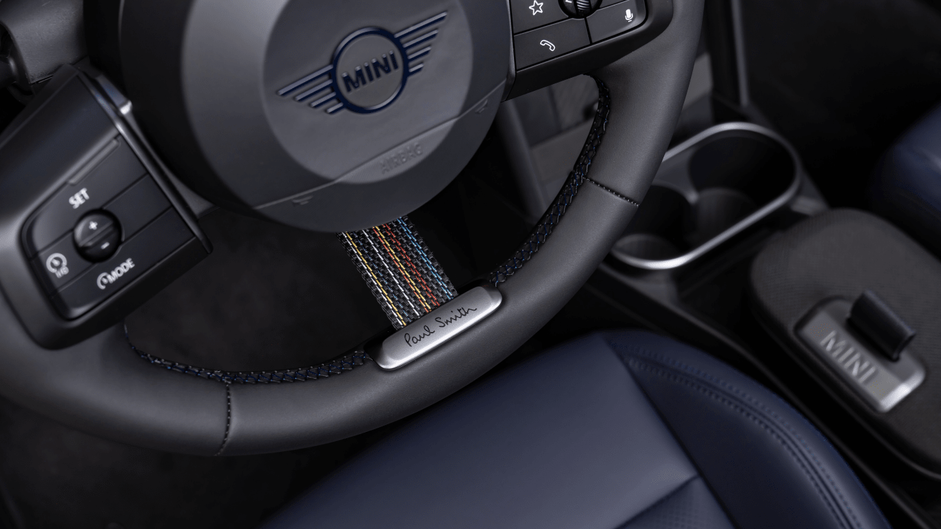 Mini Drops Most Ridiculous Special Edition Yet: Paul Smith Edition Unveiled with Knitted Interior at JMS 2025 4 MINI Paul Smith Edition