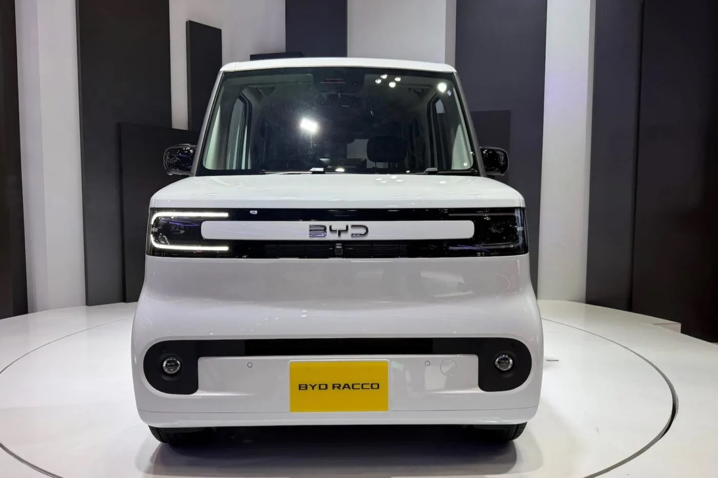 BYD Racco Electric Kei Car Exciting Debut in Japan: China Challenges Domestic Brands with $17,000 Micro EV 2 Front of the BYD Racco electric kei car revealed at the Japan Mobility Show