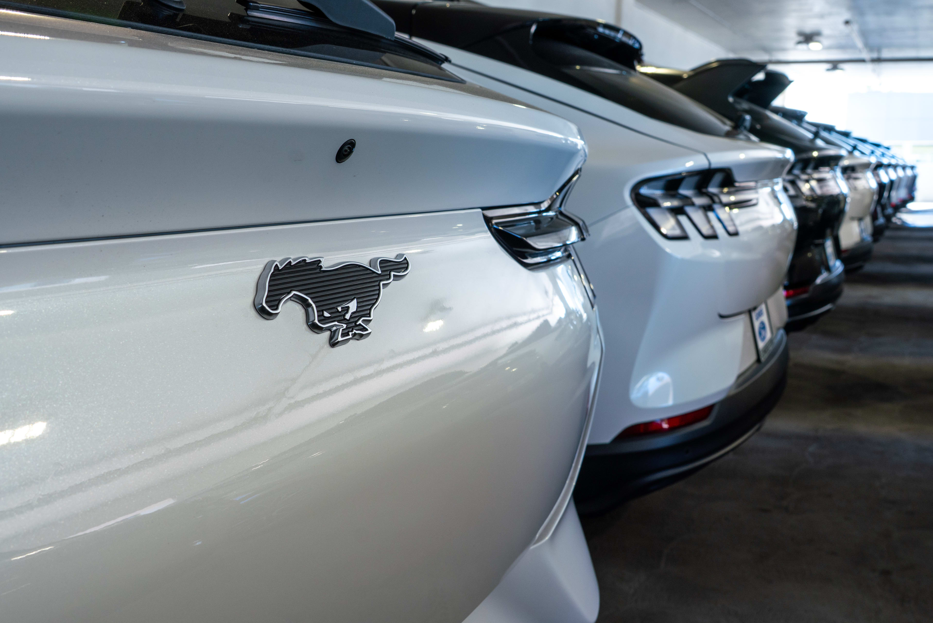 ford vehicles ahead of earnings figures 995429