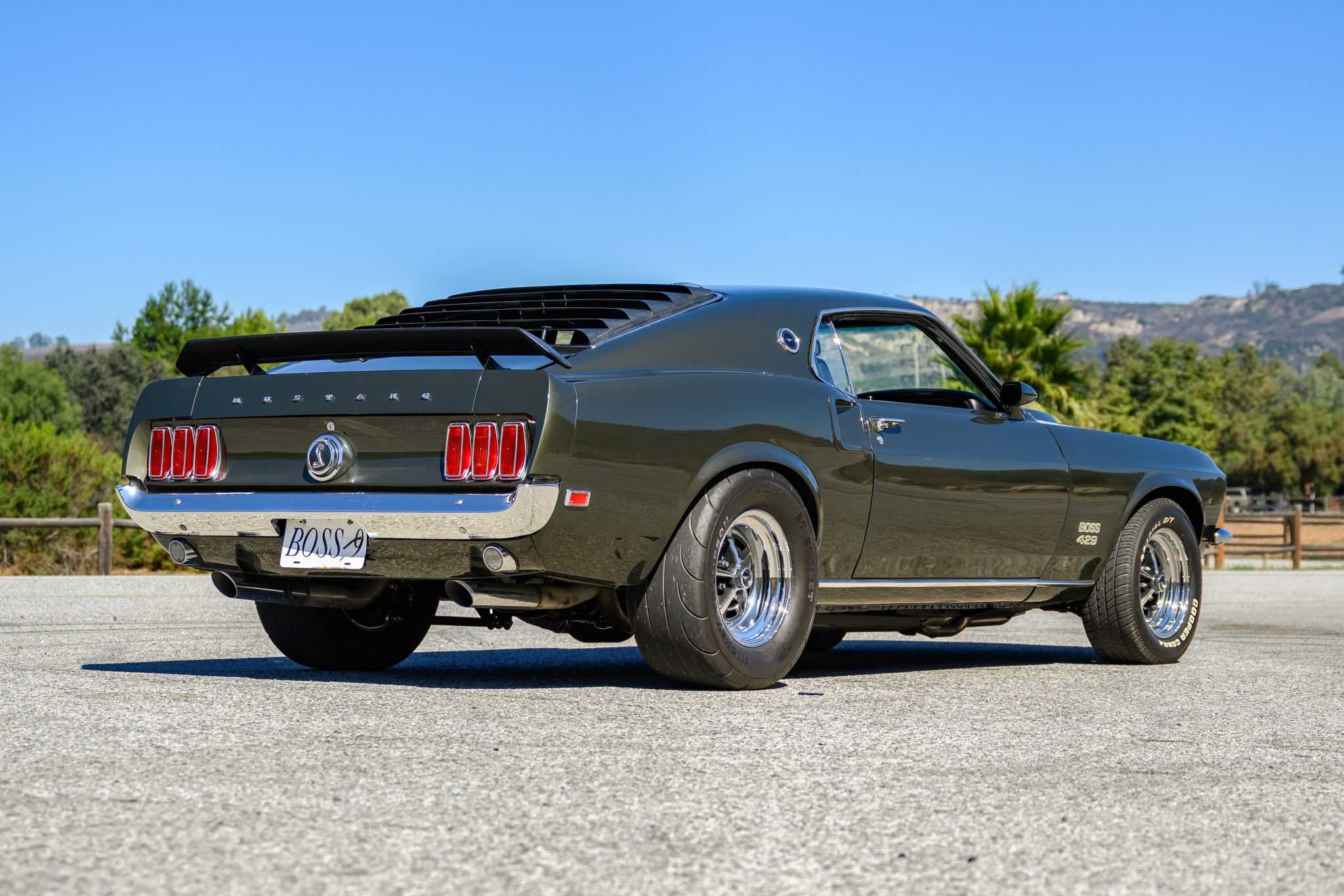 This Vintage Ford Mustang Packs 1,000+ HP, But is It Worth