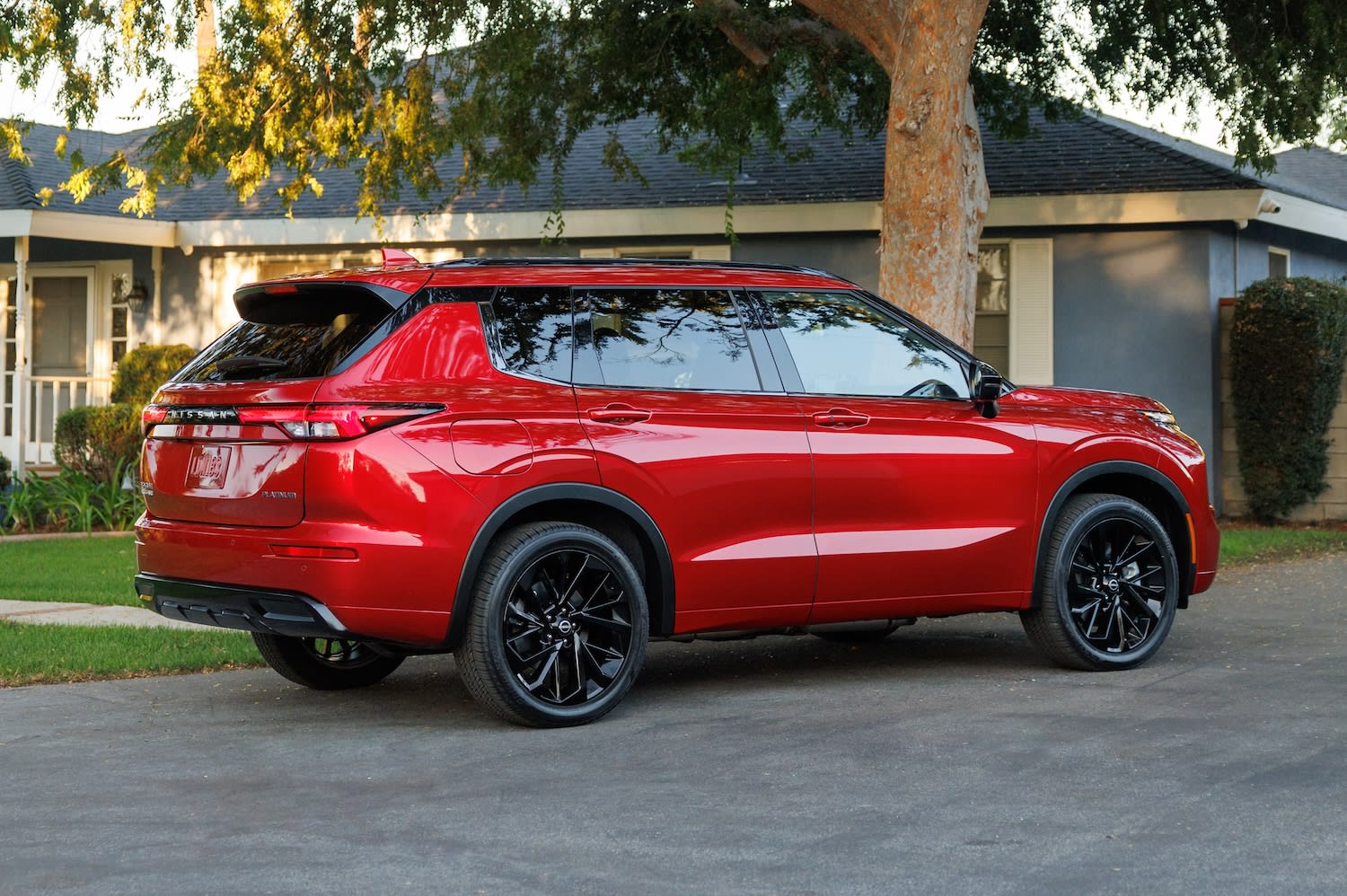 2026 Nissan Rogue Plug-in Hybrid rear quarter static
