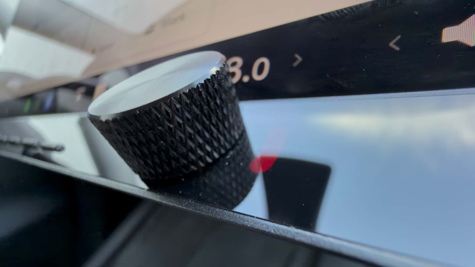 Retrofit Tesla Model 3 Model Y button bar Solves Touchscreen Complaints 3 Ctrl-Bar 2 for Tesla Model 3 and Y