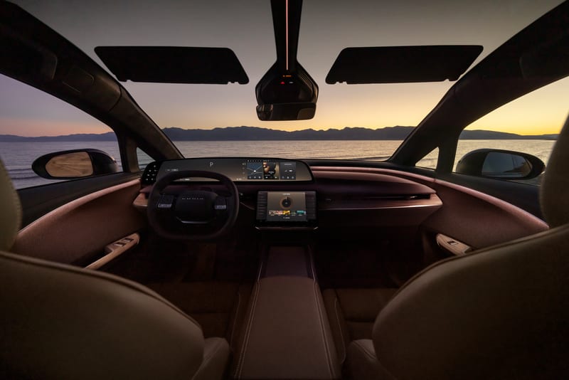 Lower Lucid Gravity Touring price Unveiled at LA Auto Show 4 cockpit