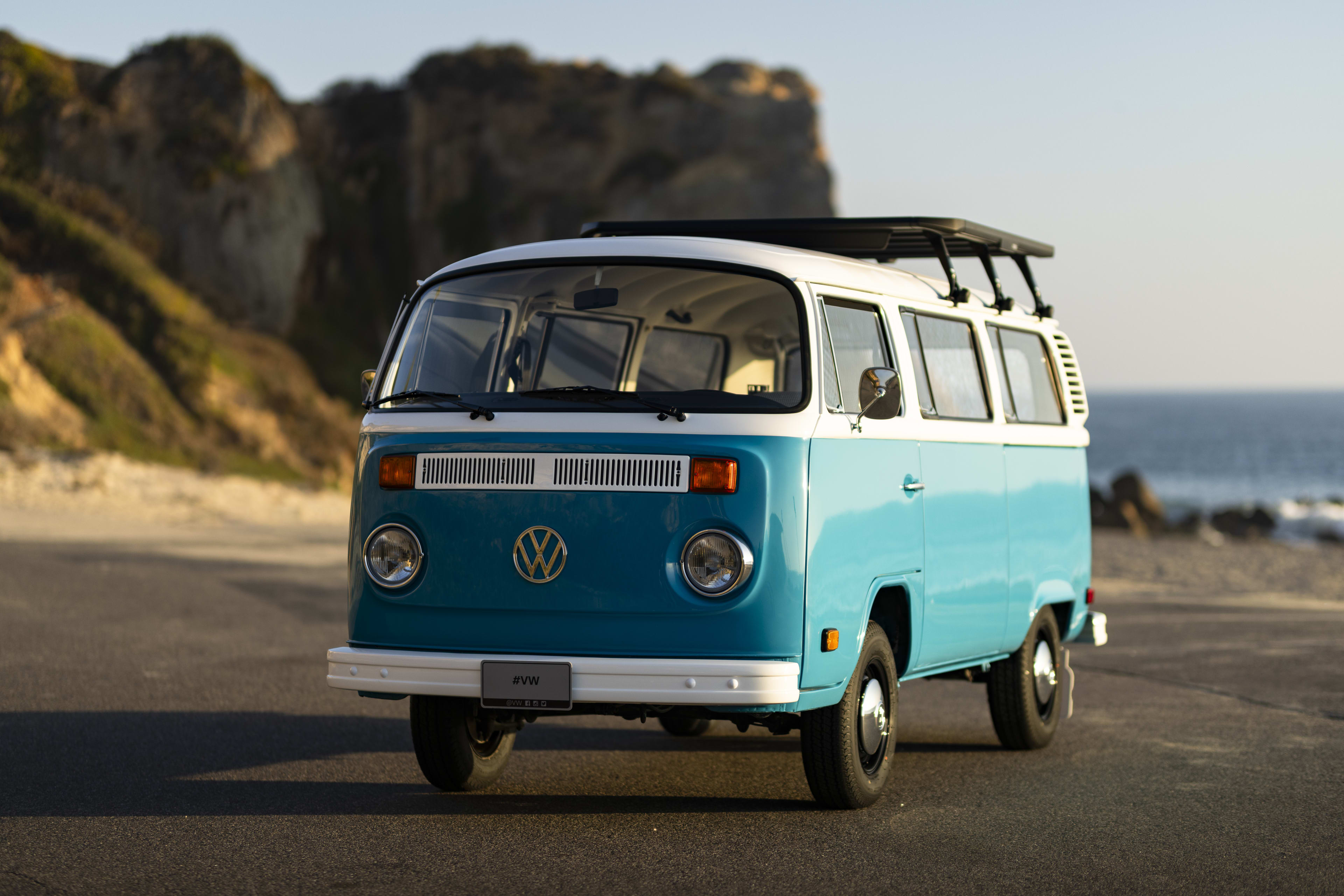 1977 VW T2 Bus