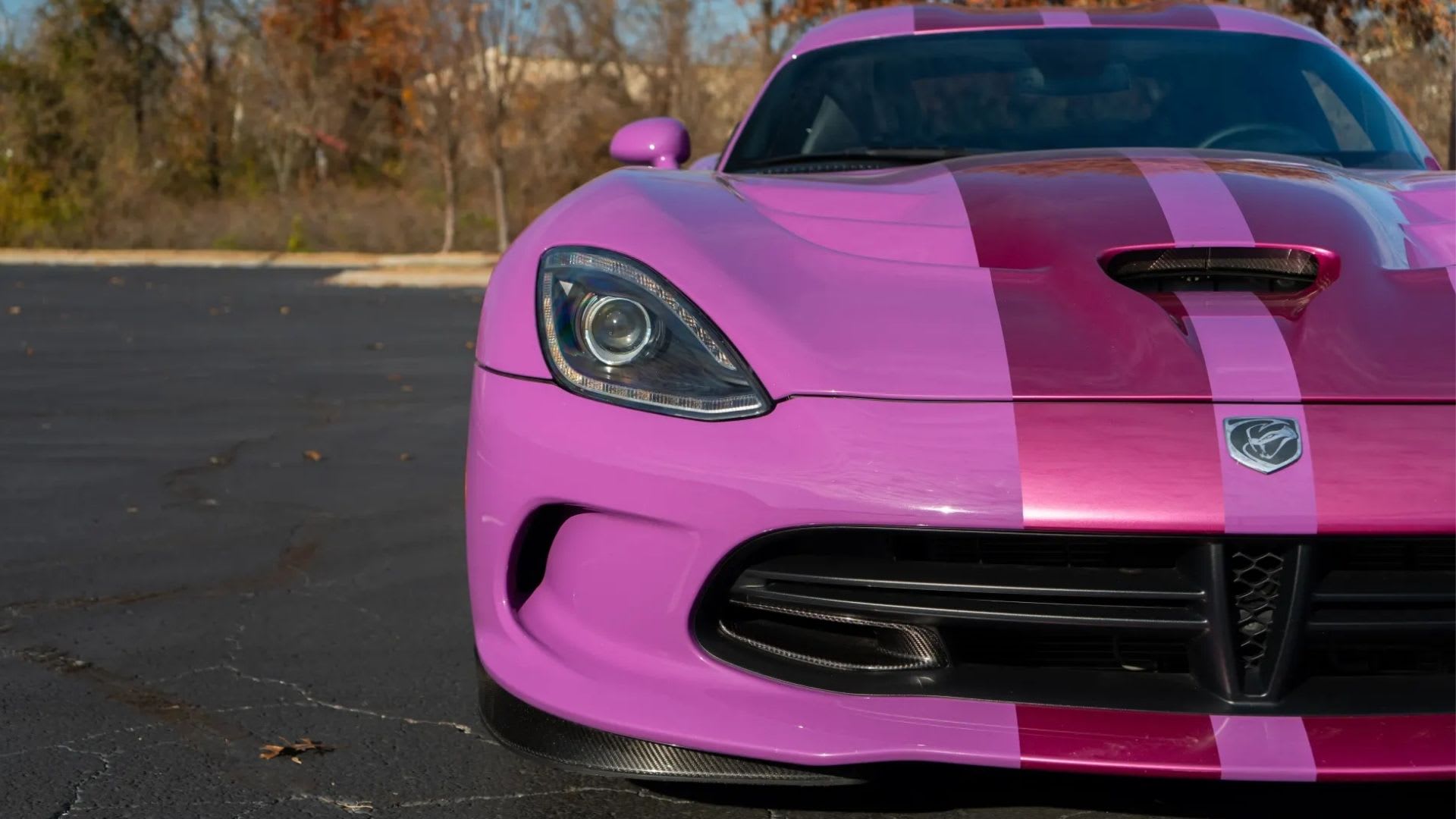 Metallic Pink Dodge Viper GTC Is the Only Factory-Painted Pink Viper Ever Made 6 image 3 999647