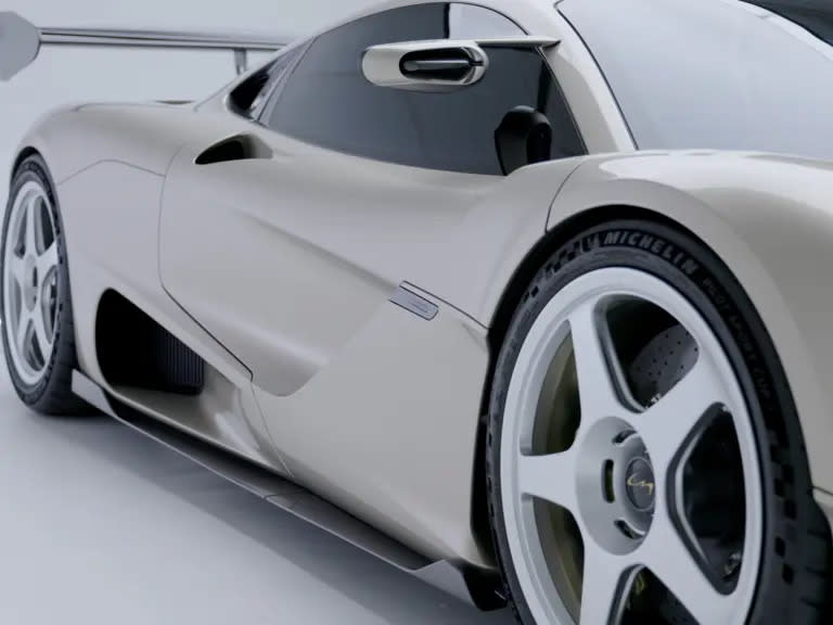 Gordon Murray S1 LM auction Highlights the Value of Ultra-Rare Supercars 7 gordon murray special vehicles s1 lm 7 999702