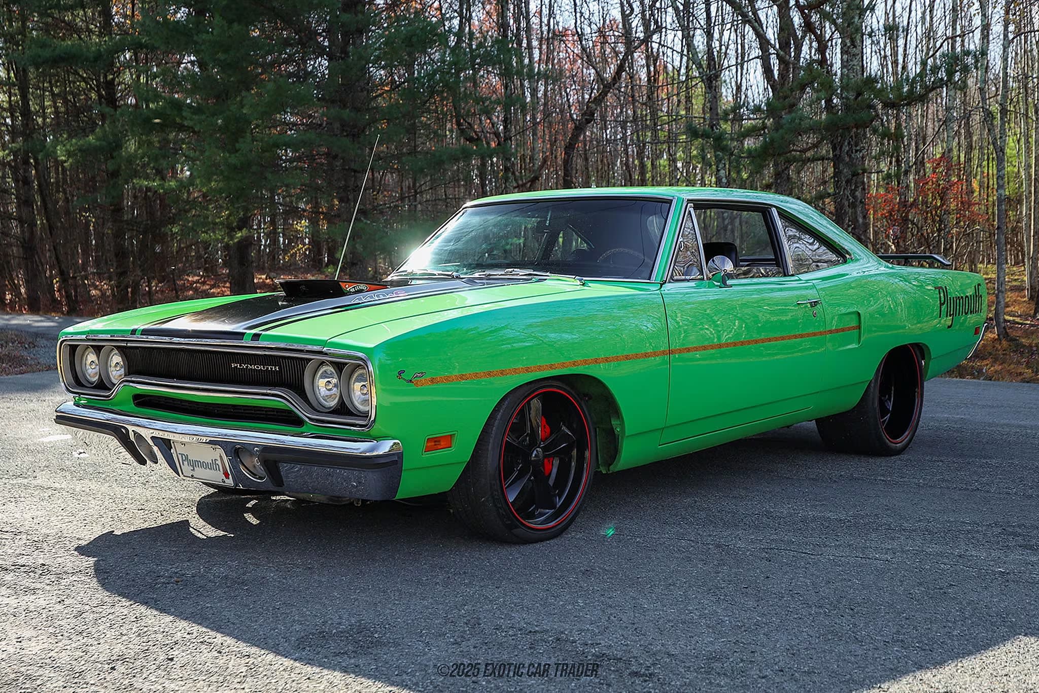 1/18 グリーンライト 1970 Plymouth Road Runner Review: 1970 Plymouth Road Runner (Lemon Twist) by GMP/Greenlight