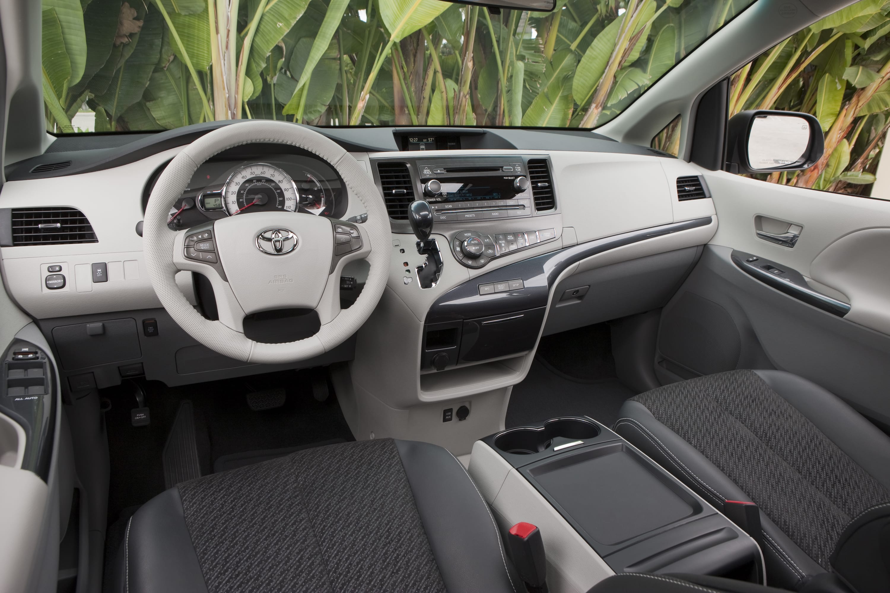 Toyota F3R Concept Sienna Previewed the Hybrid Powertrain Ten Years Early 11 2011 Toyota Sienna