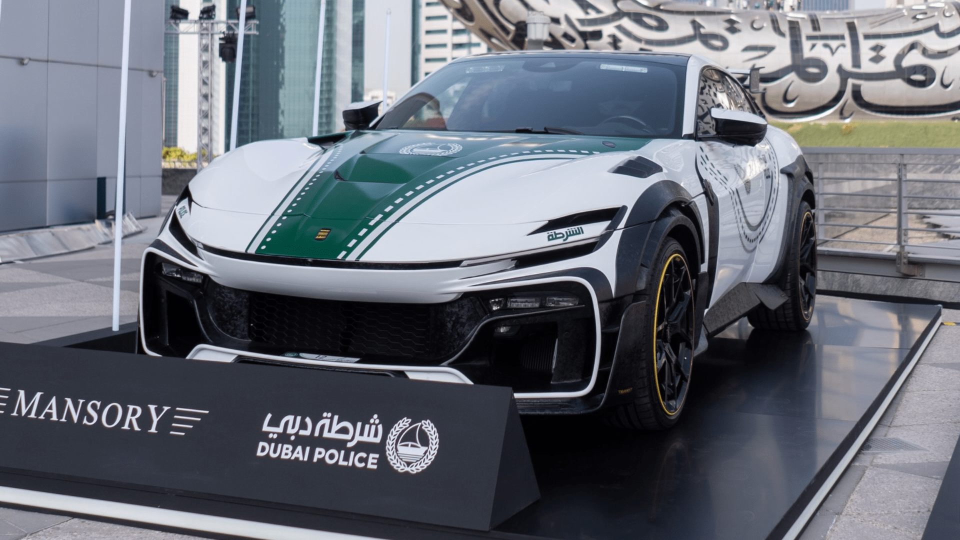 Mansory Ferrari Purosangue Dubai Police