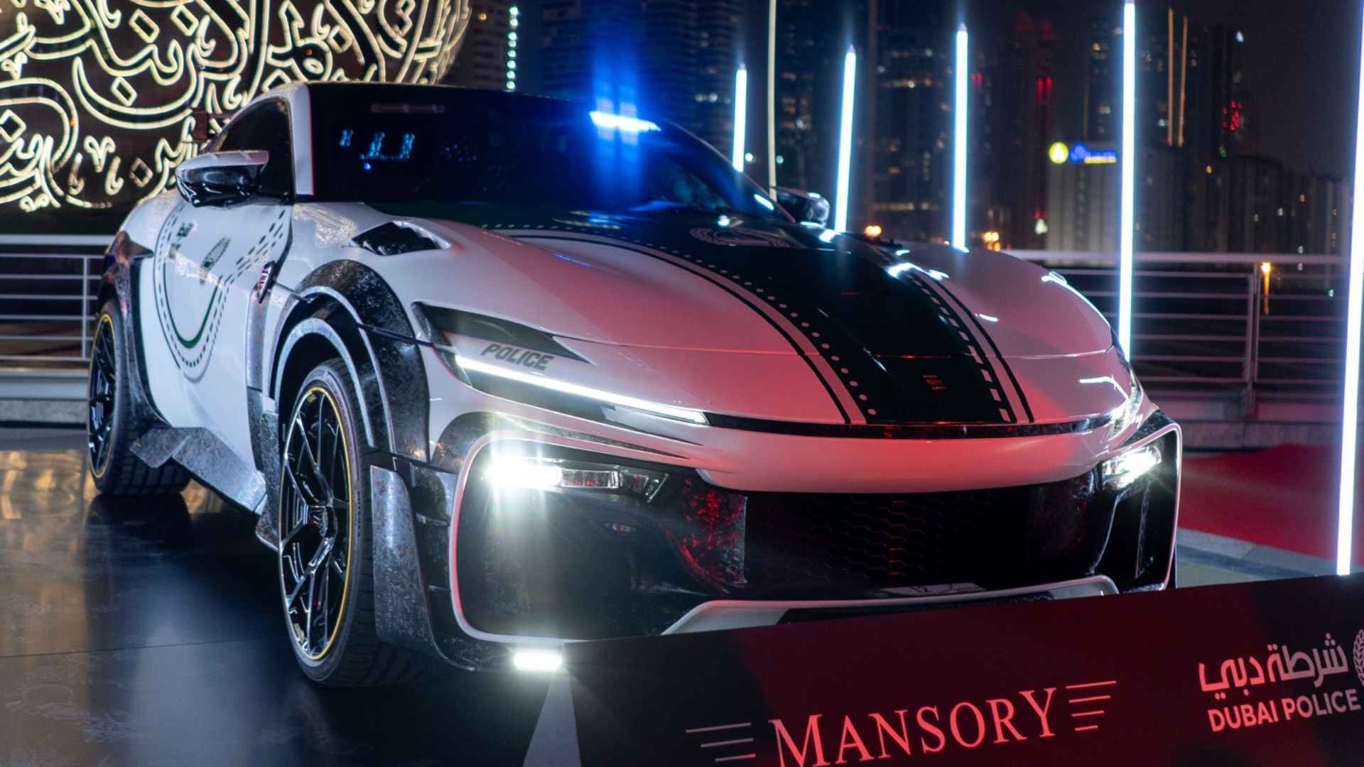 Mansory Ferrari Purosangue Dubai Police