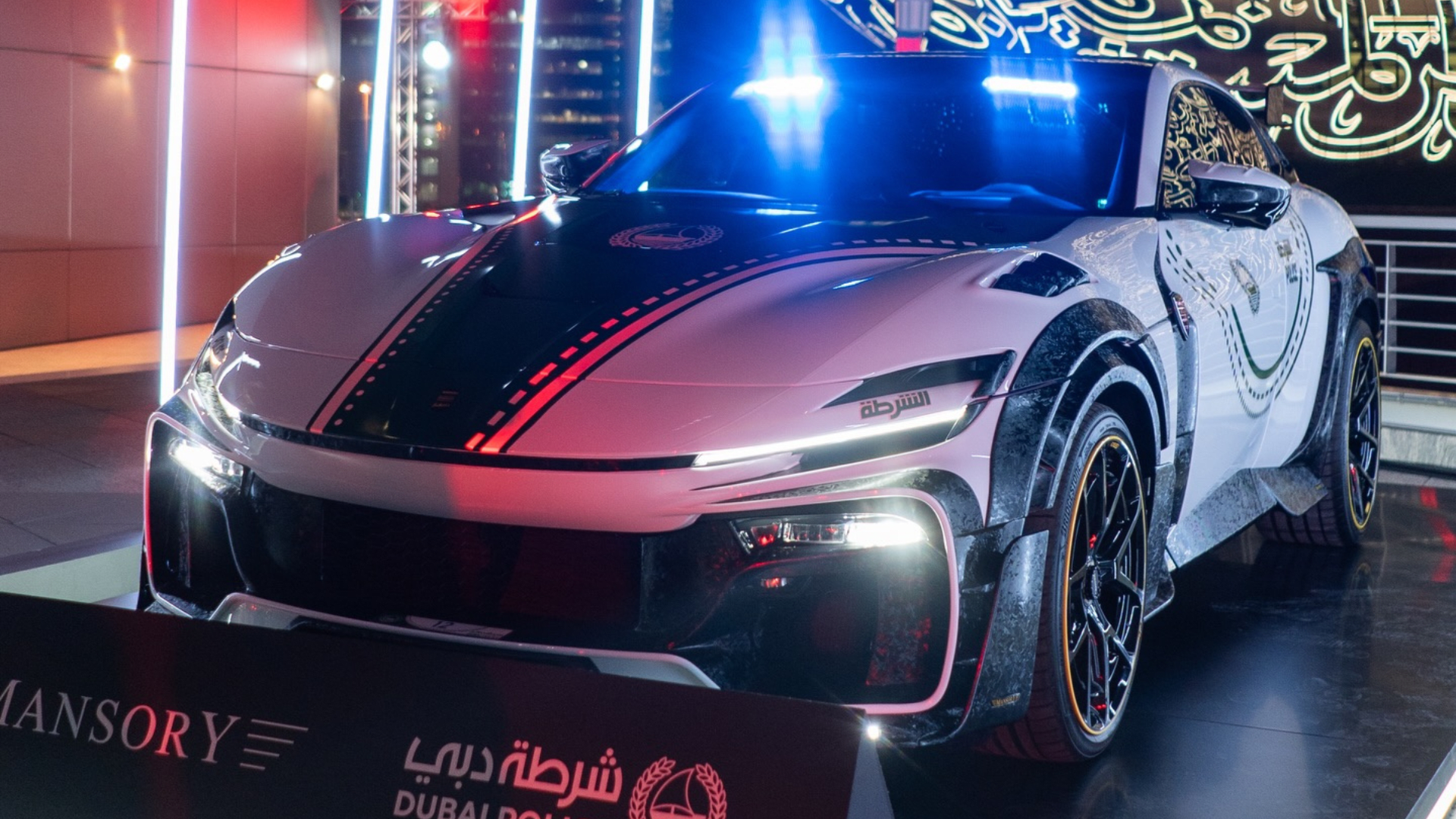 Mansory Ferrari Purosangue Dubai Police