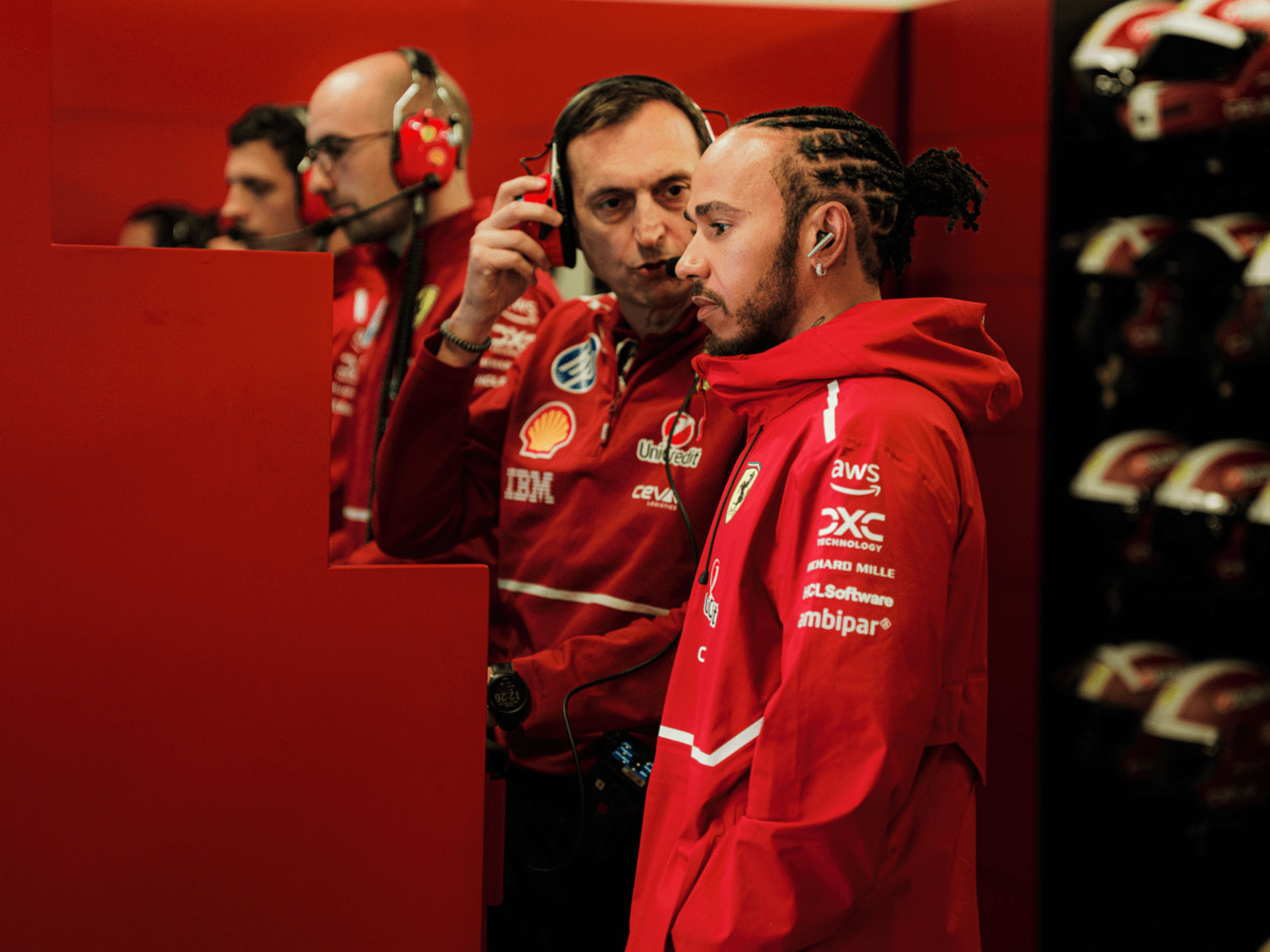 Lewis Hamilton Ferrari F44 canceled Due to Tough F1 Season and Internal Strategy Shift 2 lewis hamilton 2 1010379