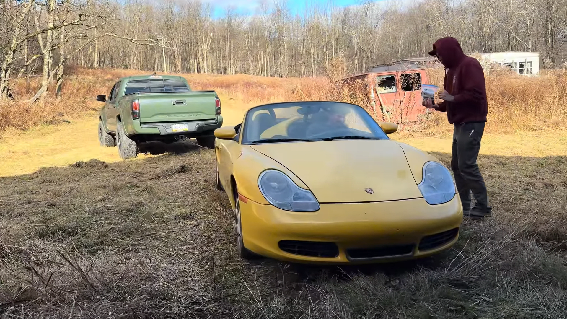 Ferrari 360 Porsche barn find Cars Roar to Life After Years of Mold and Mouse Nests 9 screenshot 305