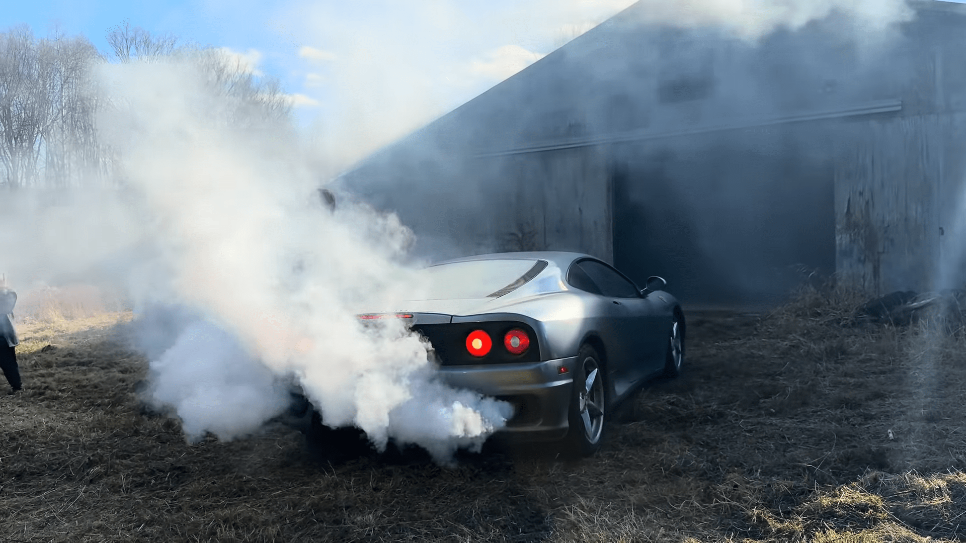 Ferrari 360 Porsche barn find Cars Roar to Life After Years of Mold and Mouse Nests 2 screenshot 323
