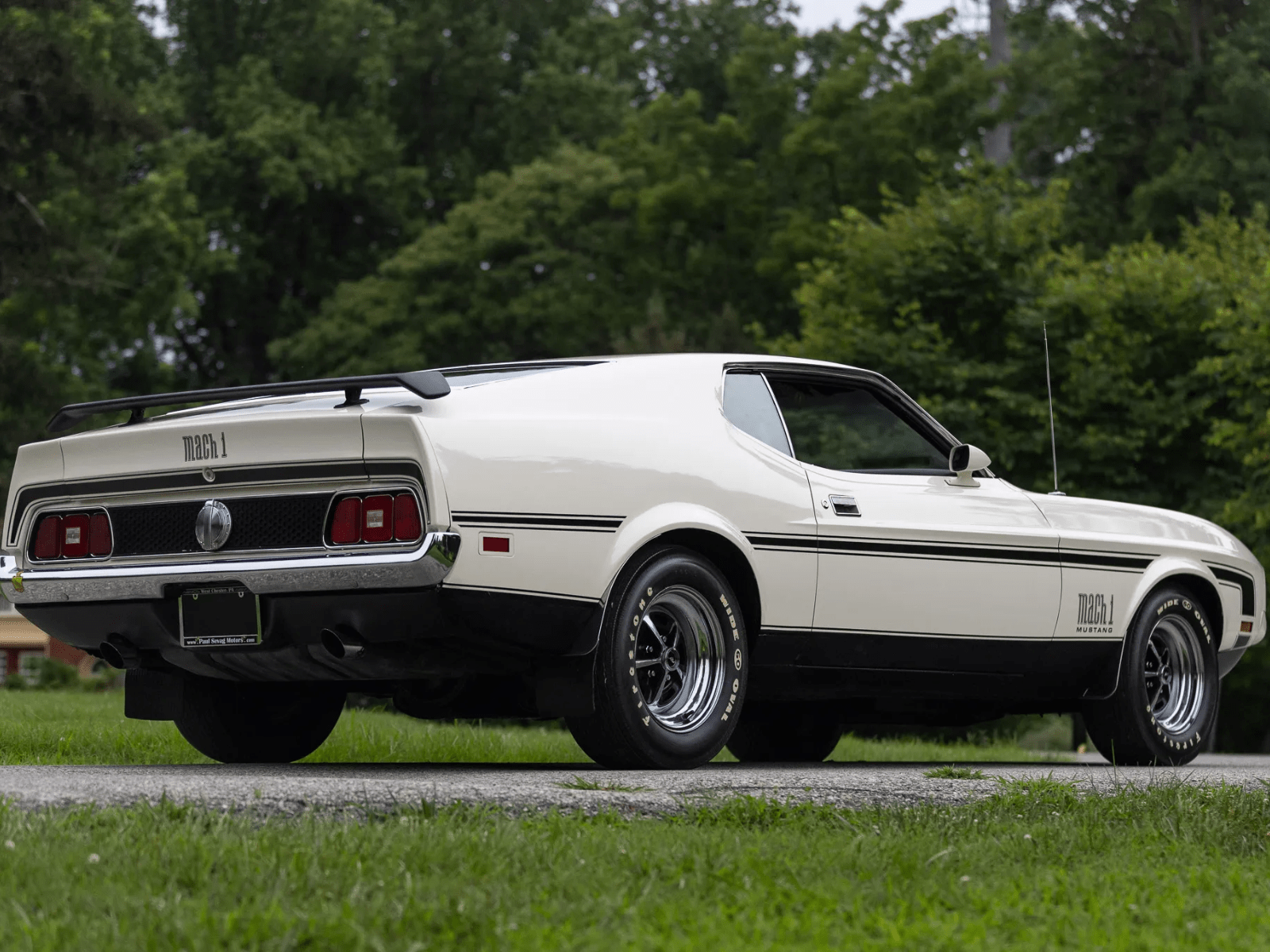 1971 Ford Mustang Mach 1 for sale Features 285 HP 351 Cleveland V8 and Four-Speed Manual 3 1971 ford mustang mach 1 4 1012173