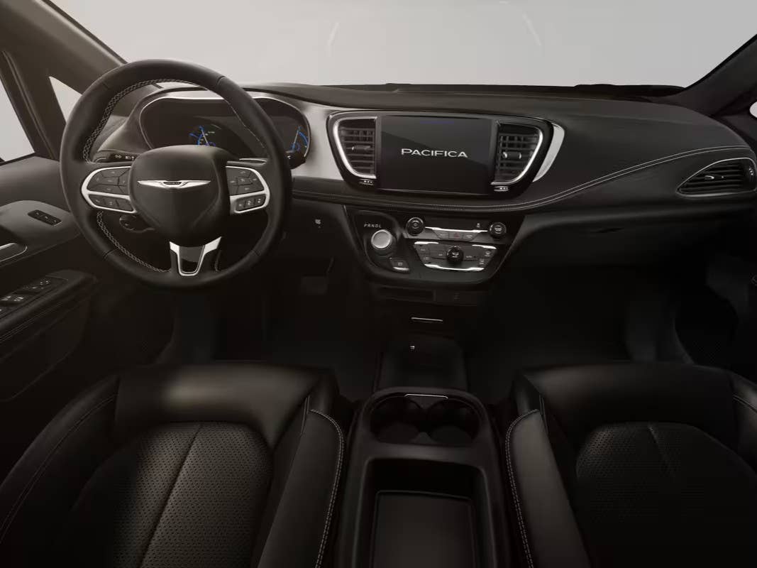 2026 Chrysler Pacifica Interior Space Features Trims Autoblog 2026 Chrysler Pacifica Interior Space Features Trims Autoblog