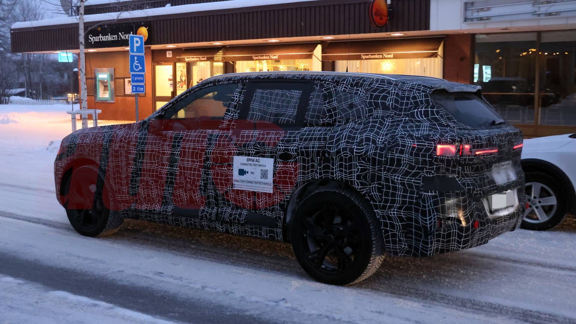 2027 BMW X5 spy shot