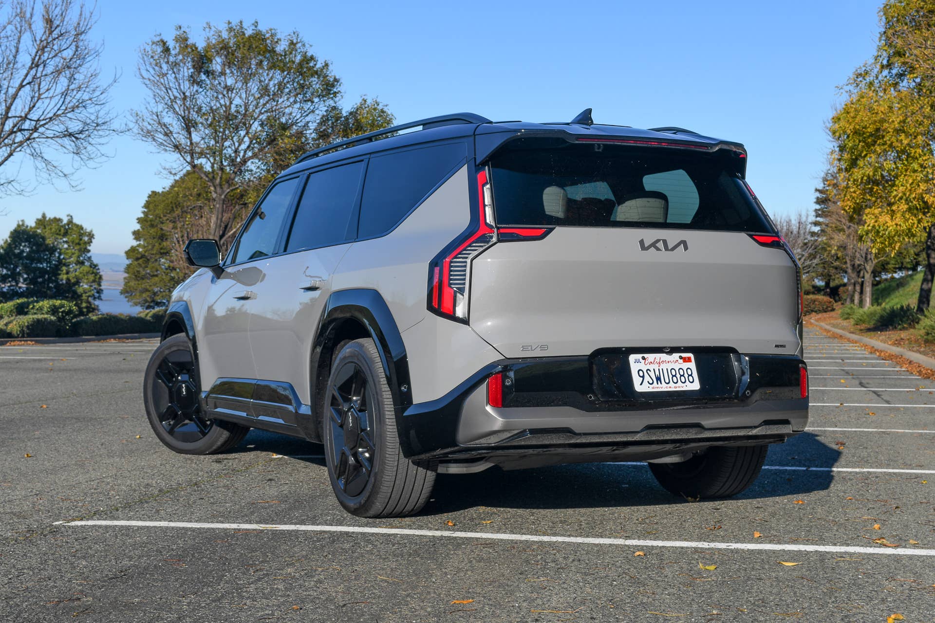 The rear quarter end of the 2026 Kia EV9 GT-Line Long Range AWD