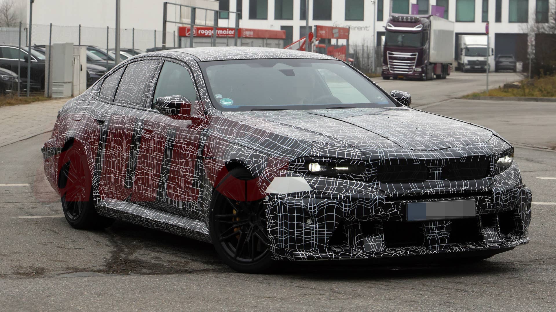 2027 BMW M5 LCI spy shot