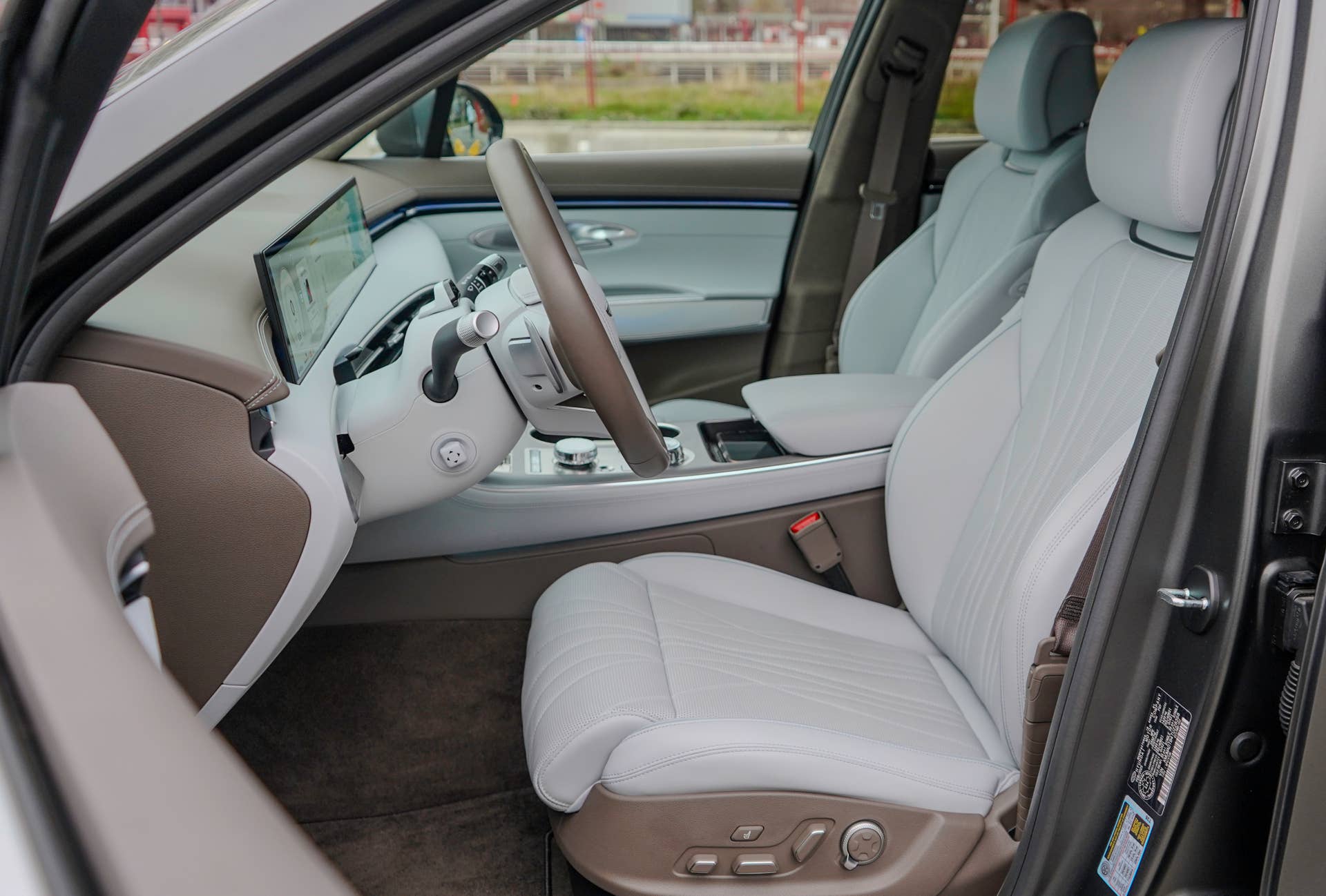 2026 Genesis GV70 2.5T Prestige