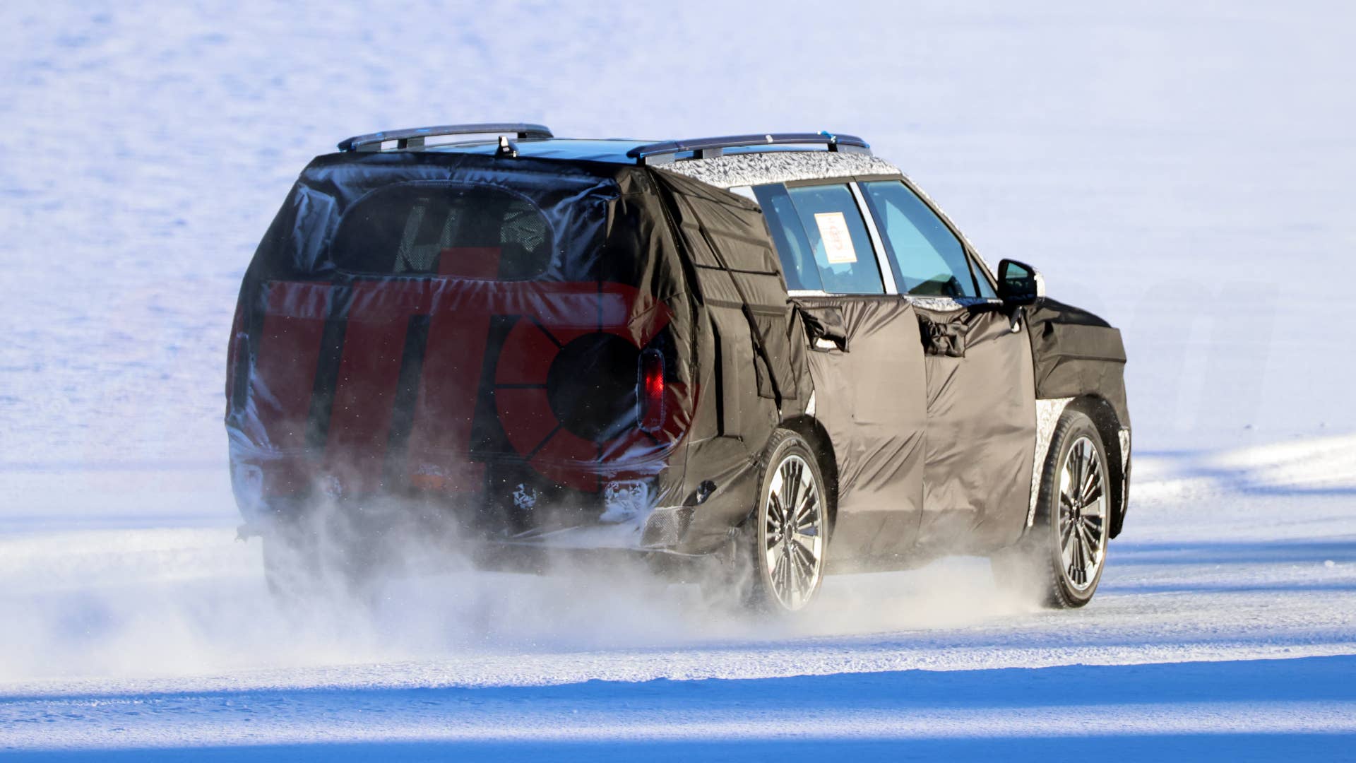2027 Hyundai Santa Fe facelift spy shot